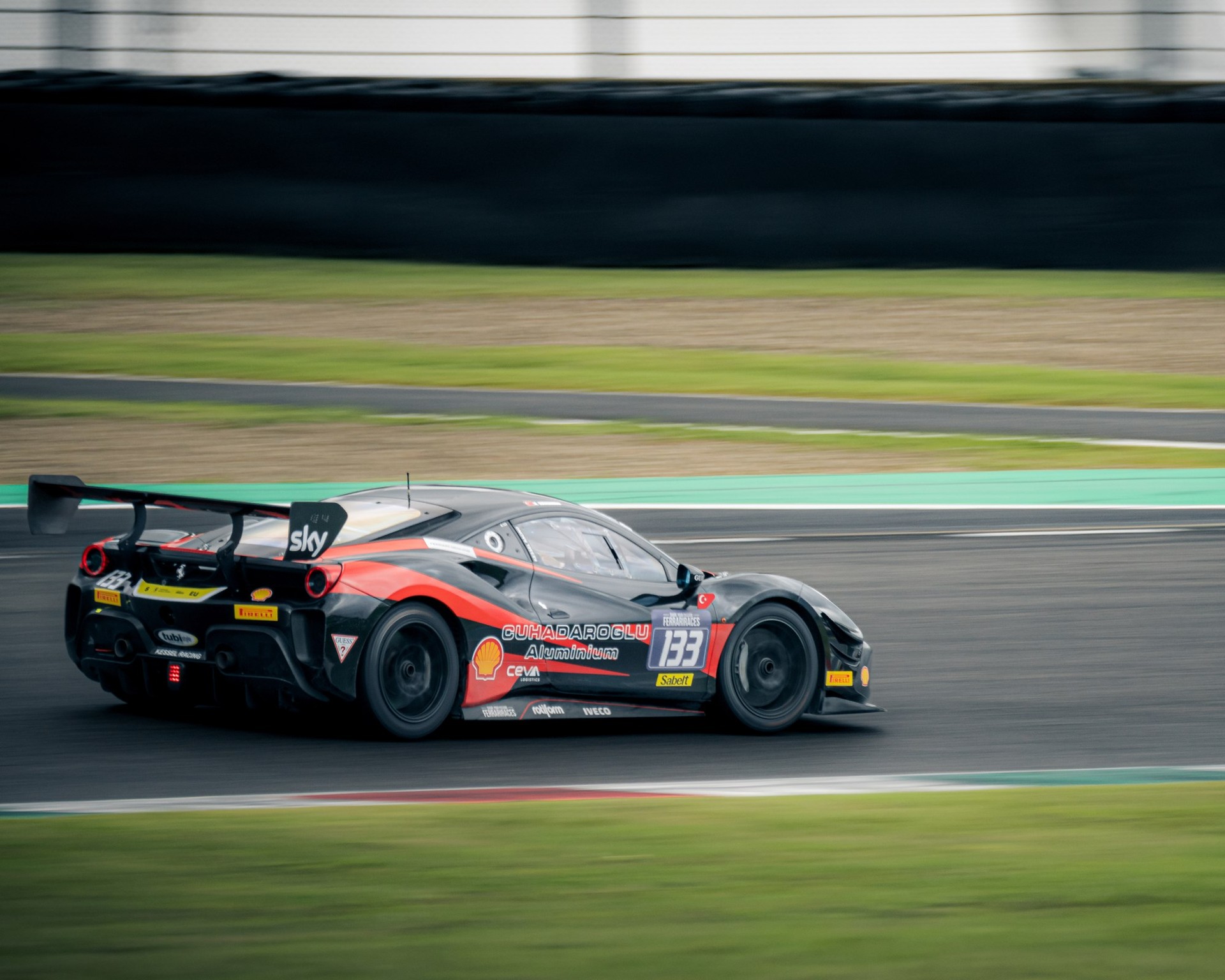 FERRARI 488 Challenge EVO-image-2