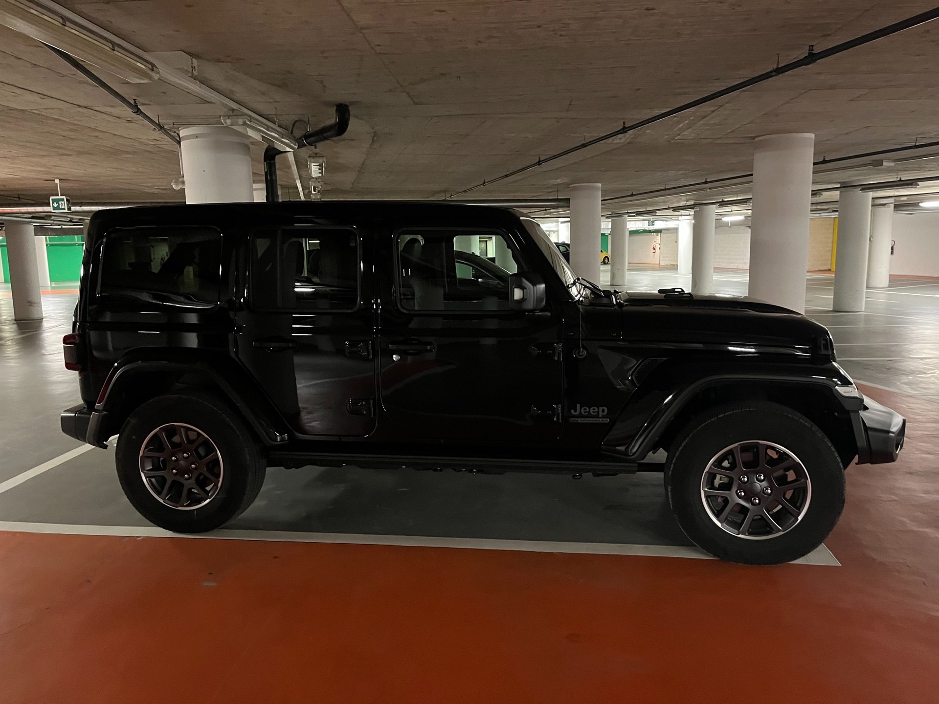 JEEP Wrangler 2.0 Unlimited 80TH Anniversary Automatic-image-5