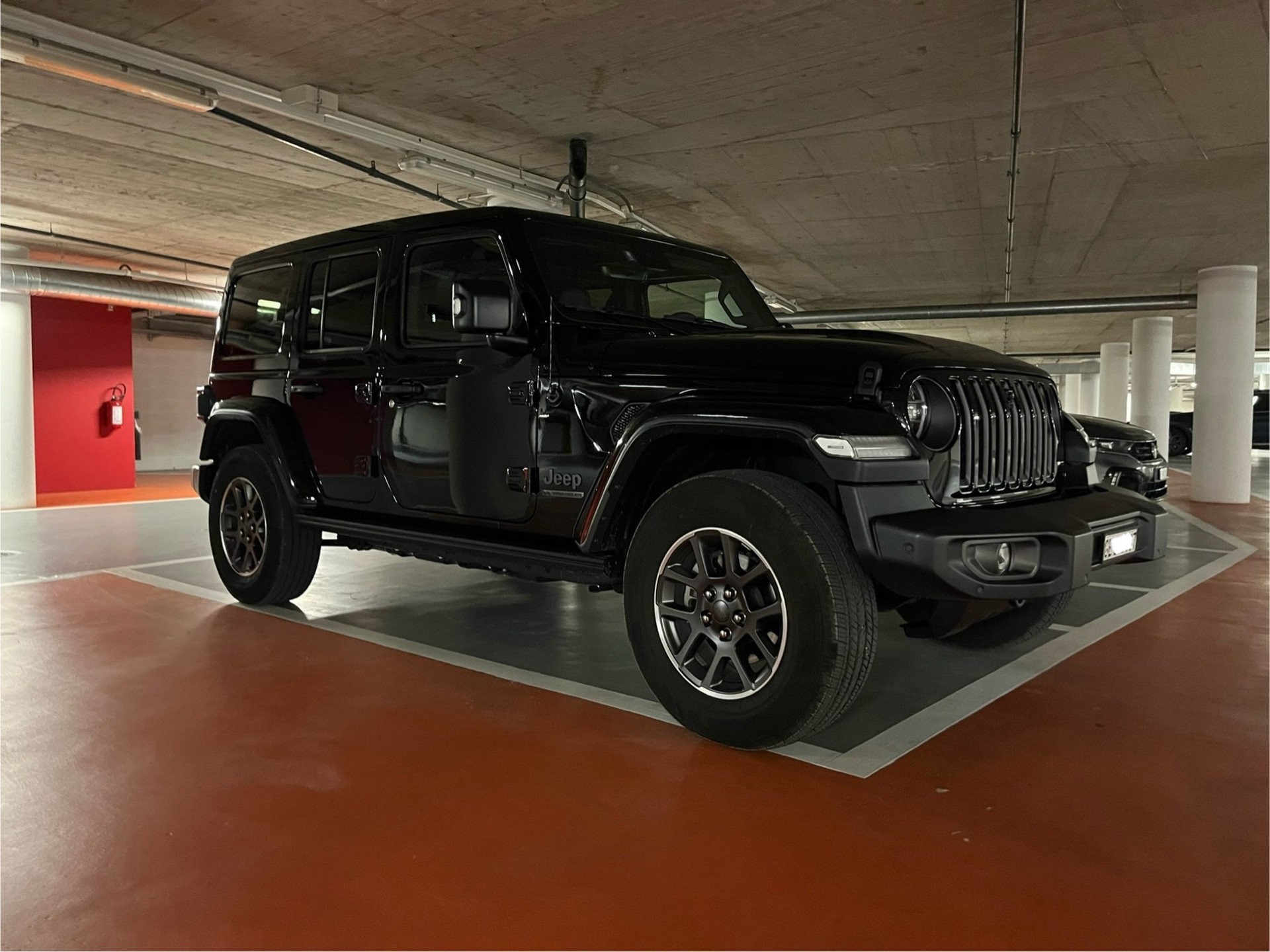JEEP Wrangler 2.0 Unlimited 80TH Anniversary Automatic-image-3