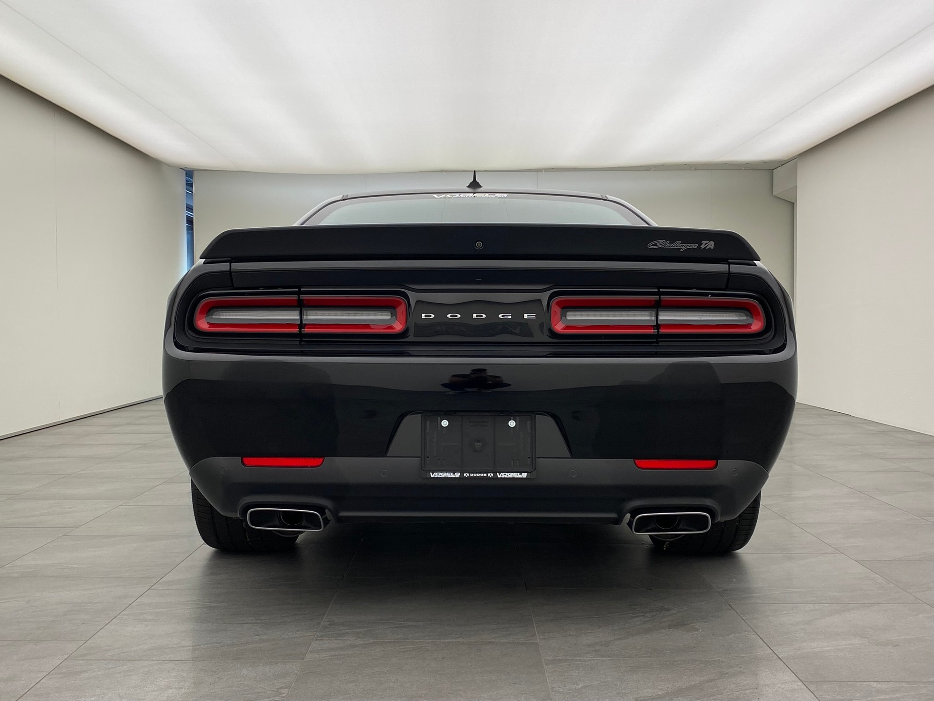 DODGE Challenger T/A 392 WB-image-4