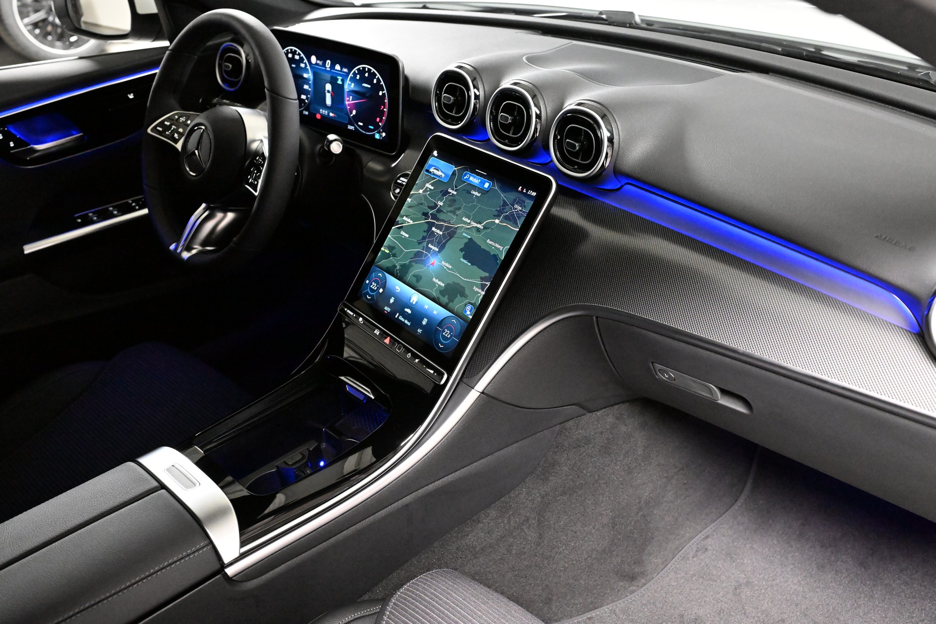 MERCEDES-BENZ C 200 T 4 Matic-image-12