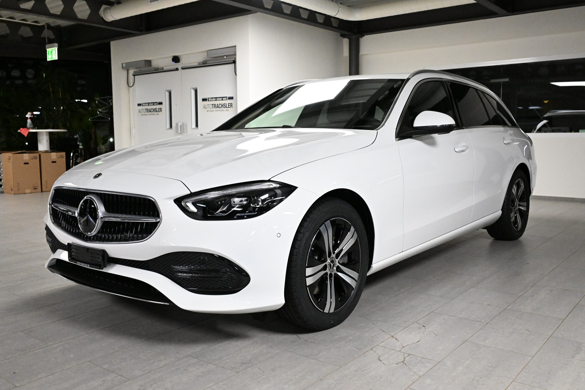 MERCEDES-BENZ C 200 T 4 Matic-image-2