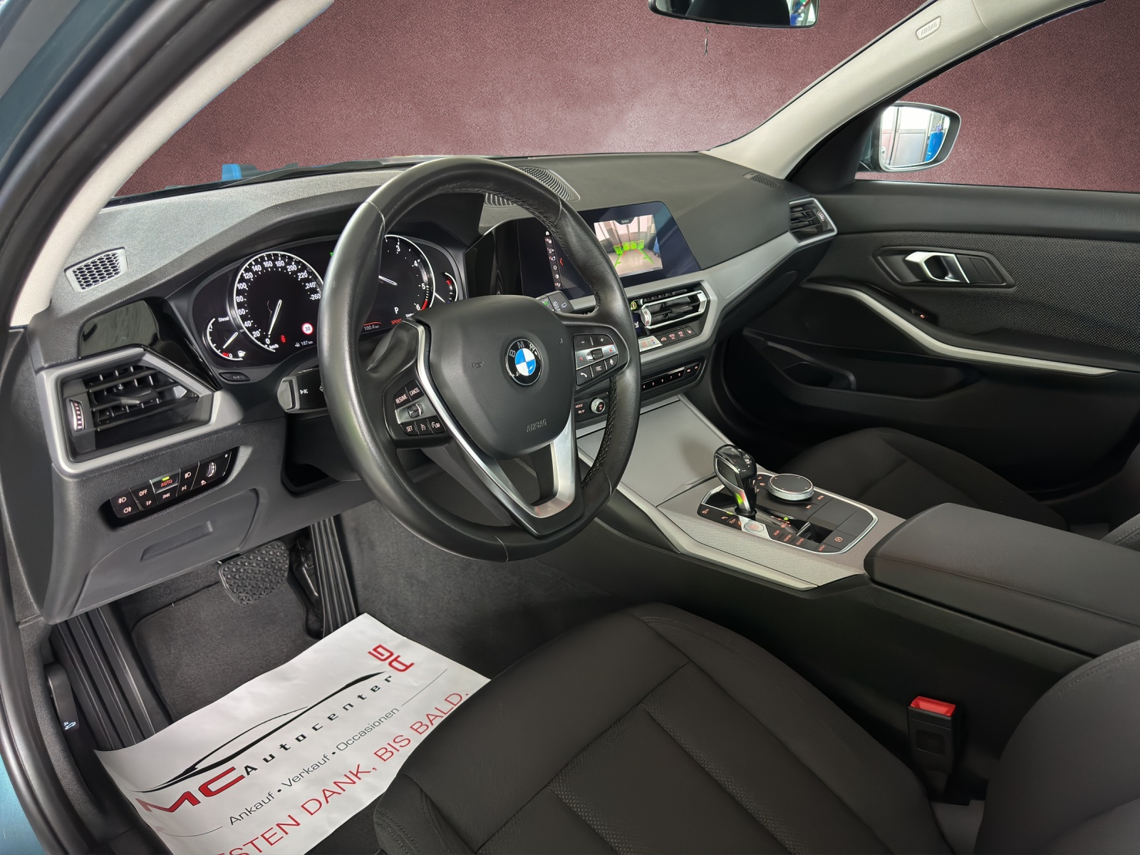 BMW 320d xDrive Touring Sport Line Steptronic-image-6