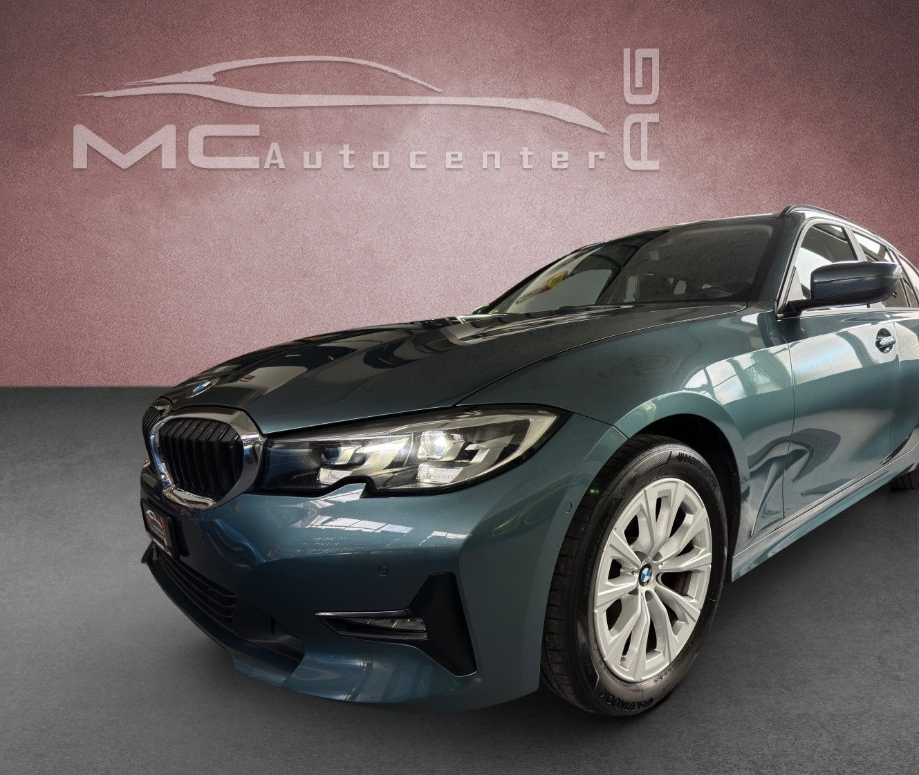 BMW 320d xDrive Touring Sport Line Steptronic-image-15