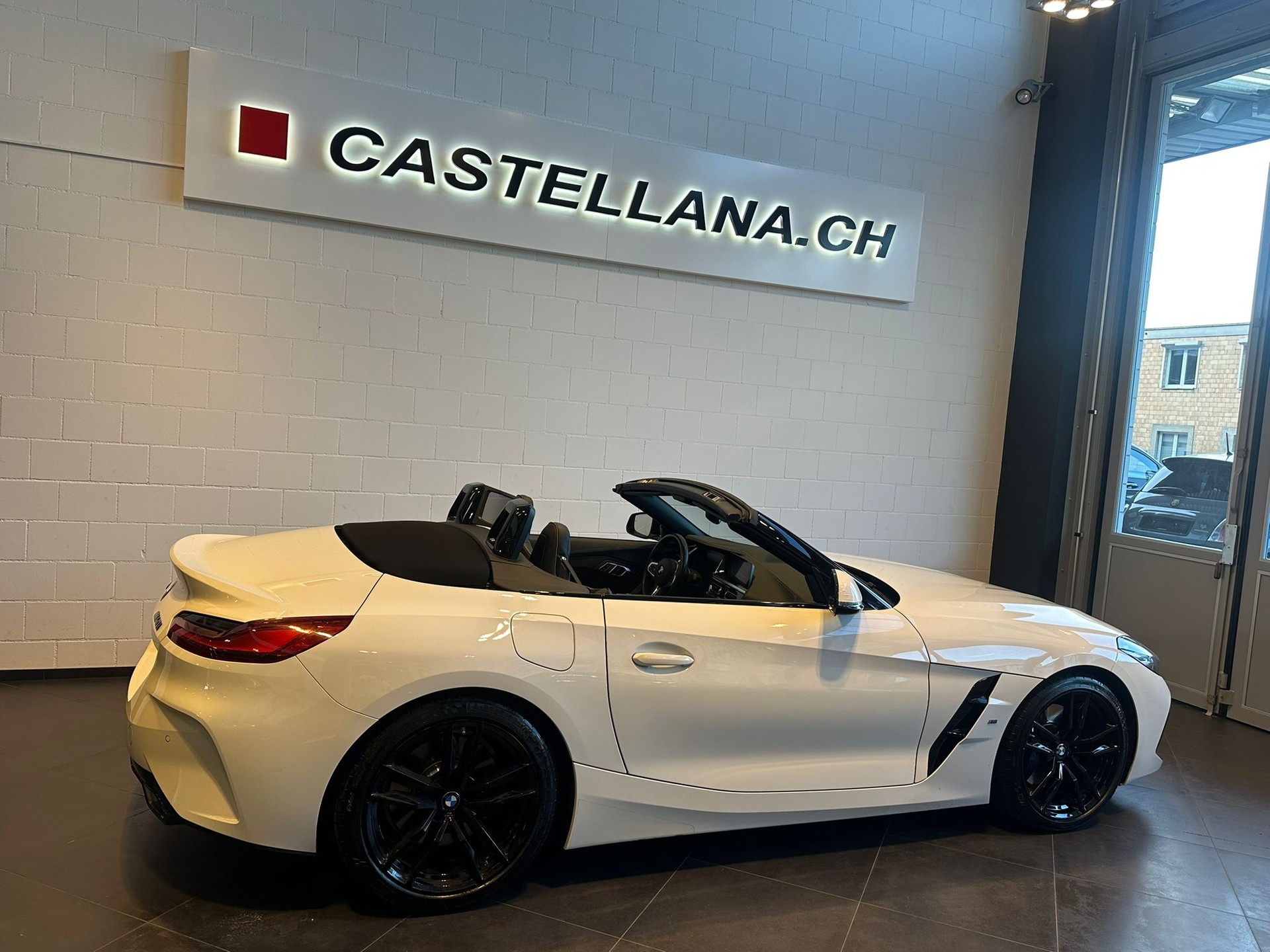 BMW Z4 M40i-image-2