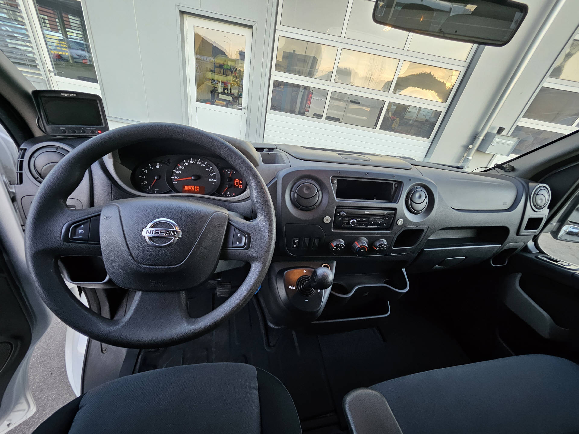 NISSAN NV400 3.5 DKab.-Pick-up Lang 2.3 dCi 145 Base * Klima * Rückfahrkamera * Garantie * 7- Plätzer *-image-9