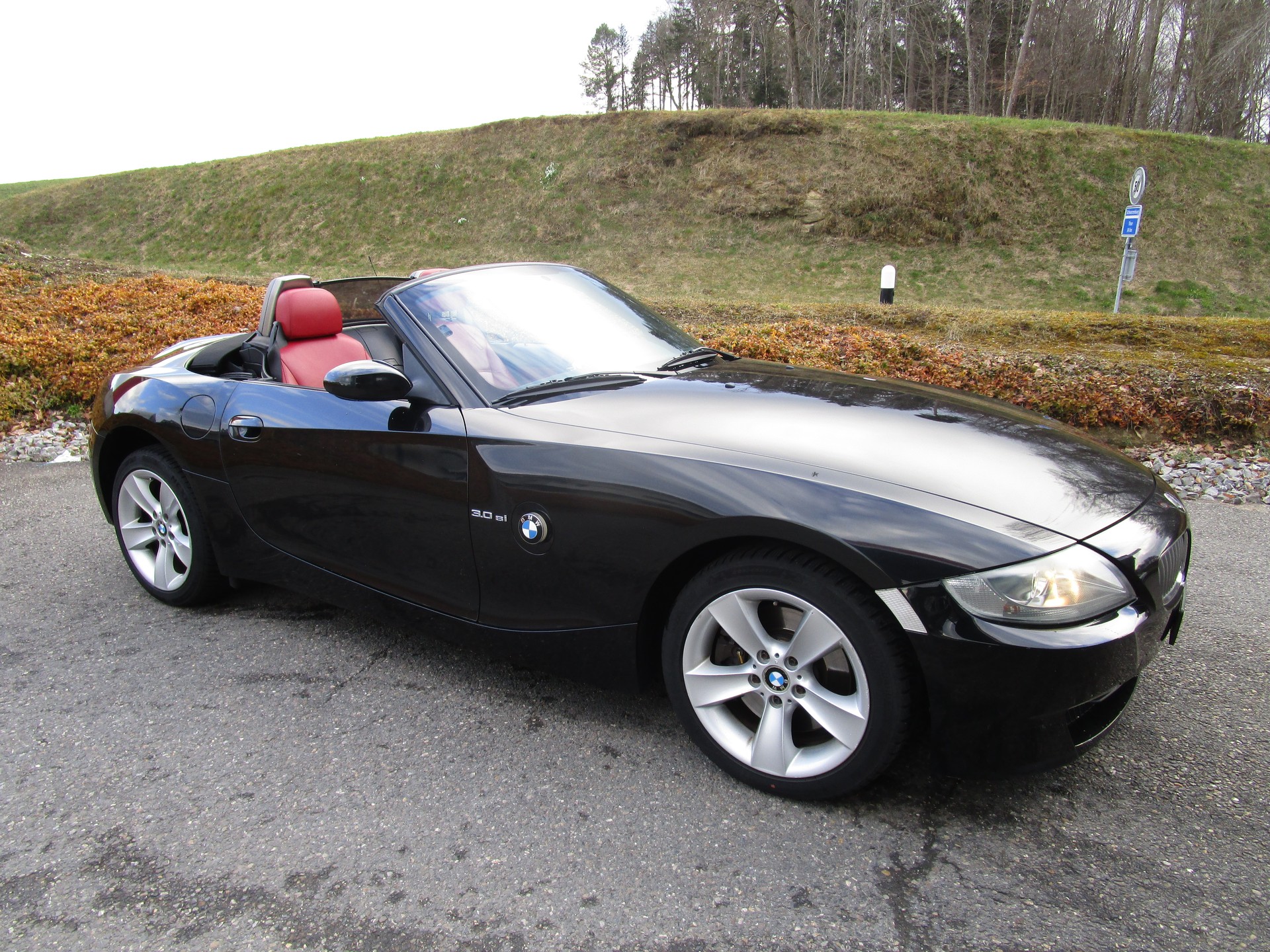 BMW Z4 3.0si Roadster-image-1