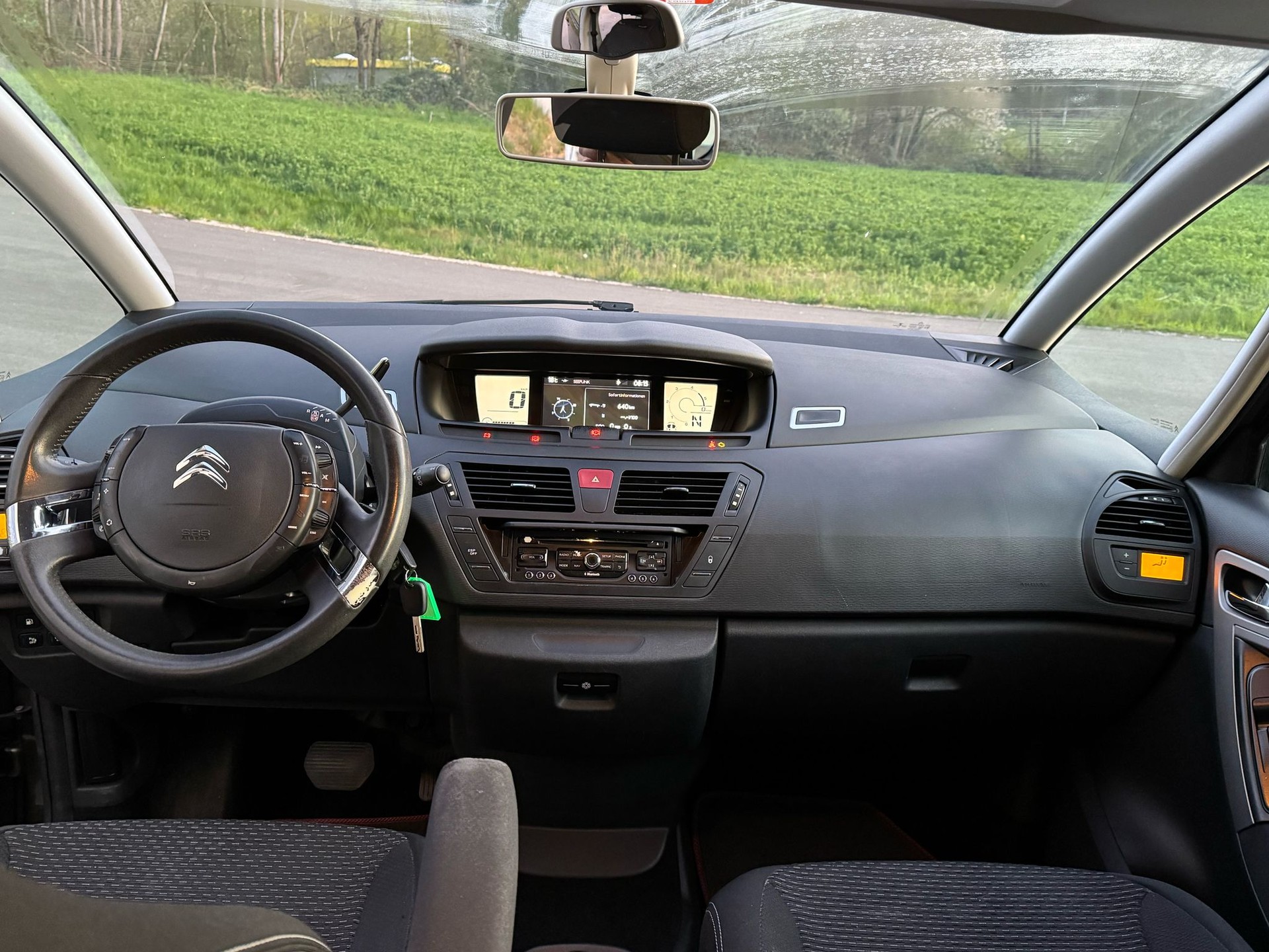 CITROEN C4 Picasso 1.6 HDI 16V Rossignol EGS6-image-7