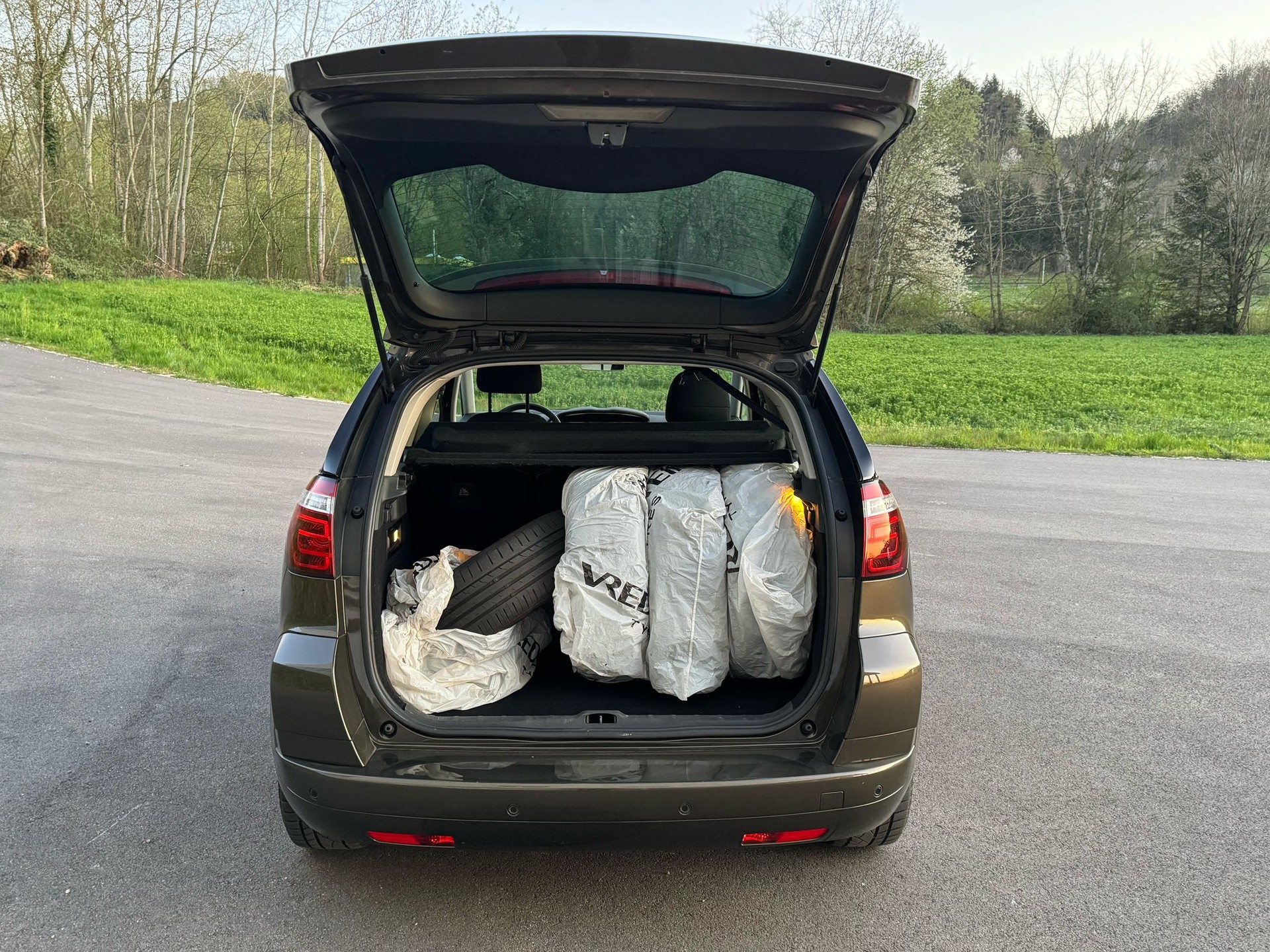 CITROEN C4 Picasso 1.6 HDI 16V Rossignol EGS6-image-11