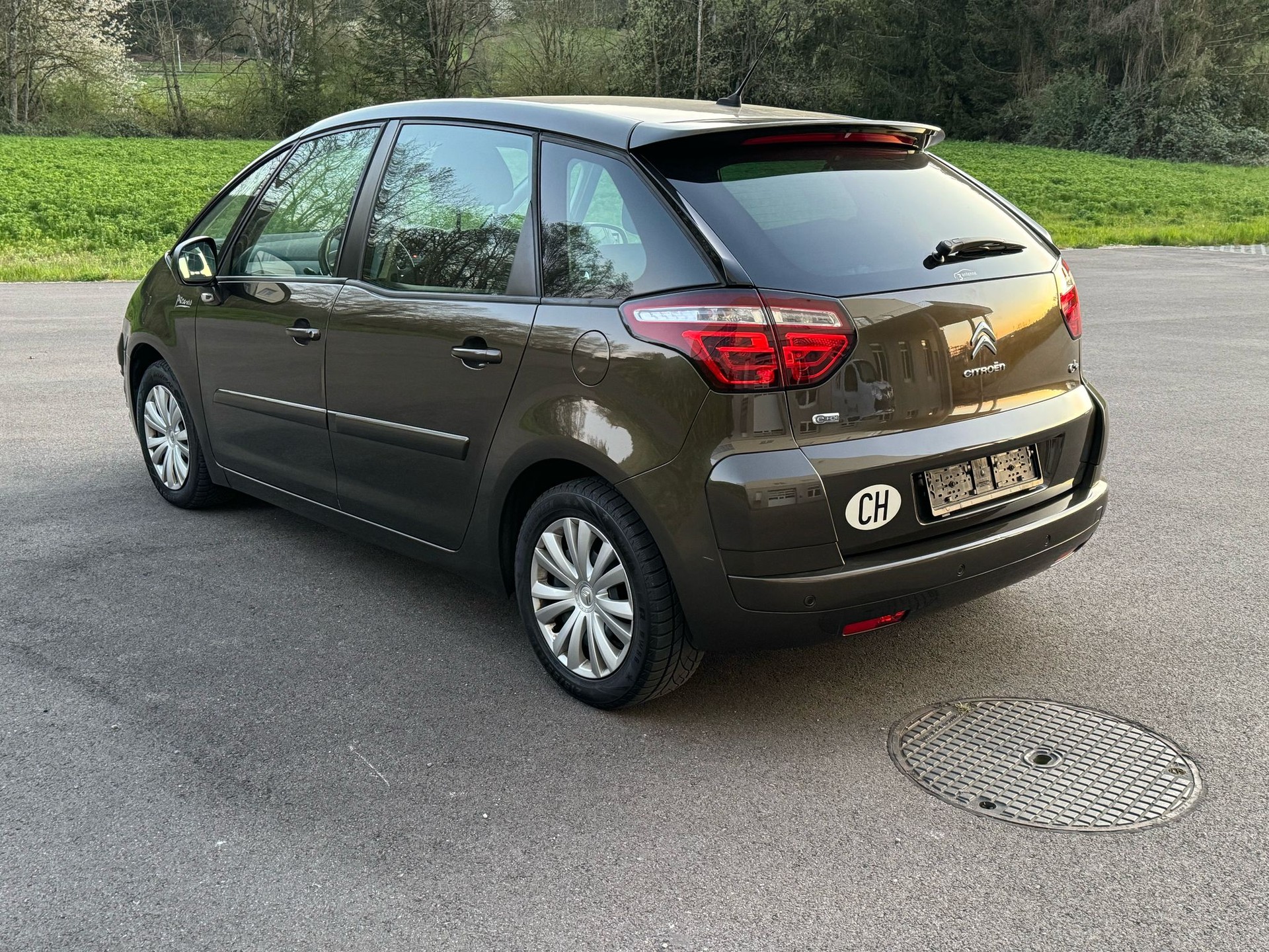 CITROEN C4 Picasso 1.6 HDI 16V Rossignol EGS6-image-1