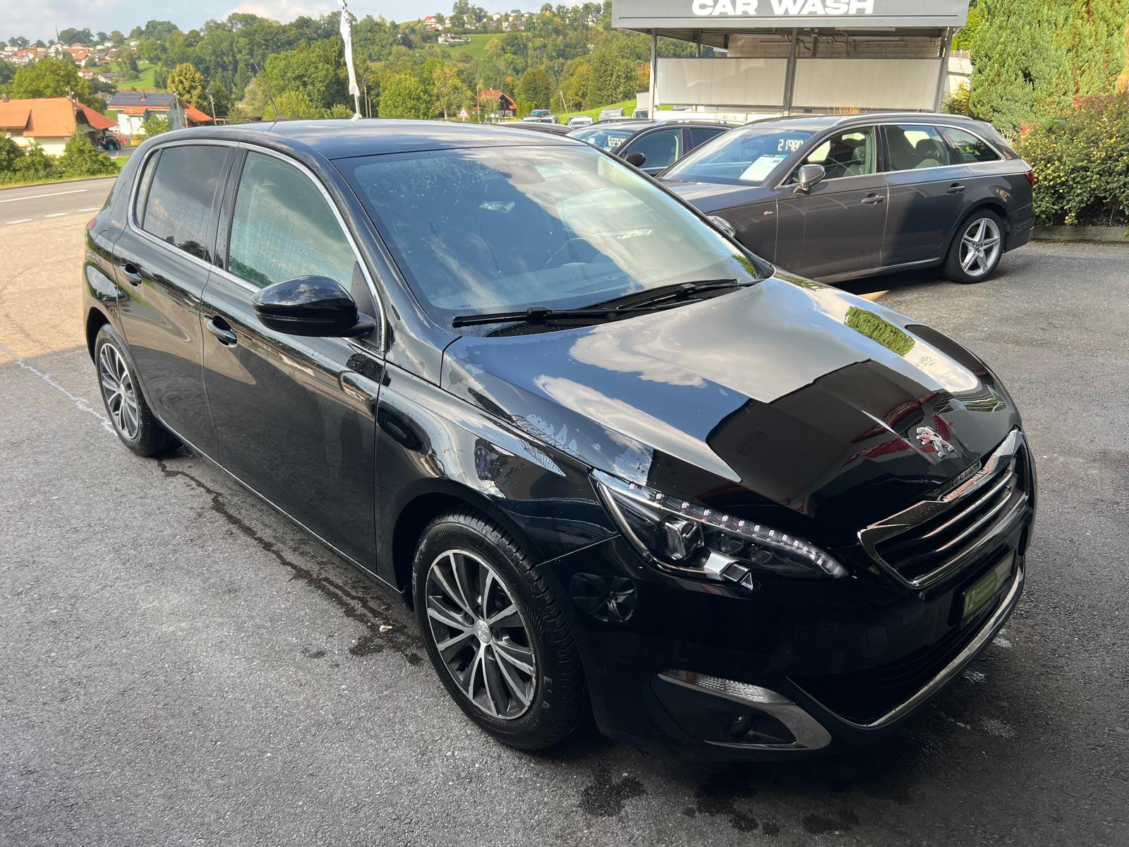 PEUGEOT 308 1.2 THP Allure-image-1