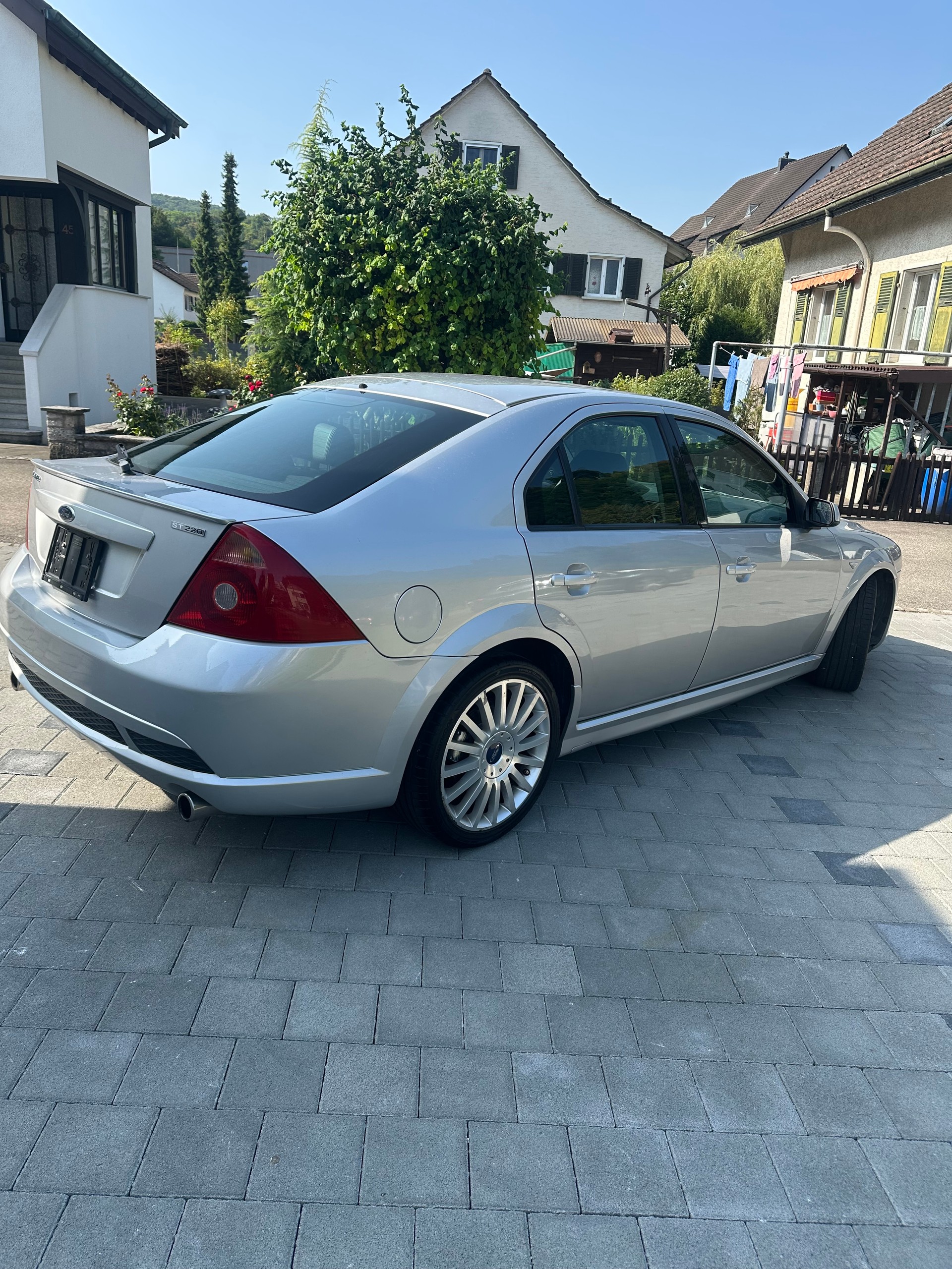 FORD Mondeo 3.0i V6 ST220-image-5