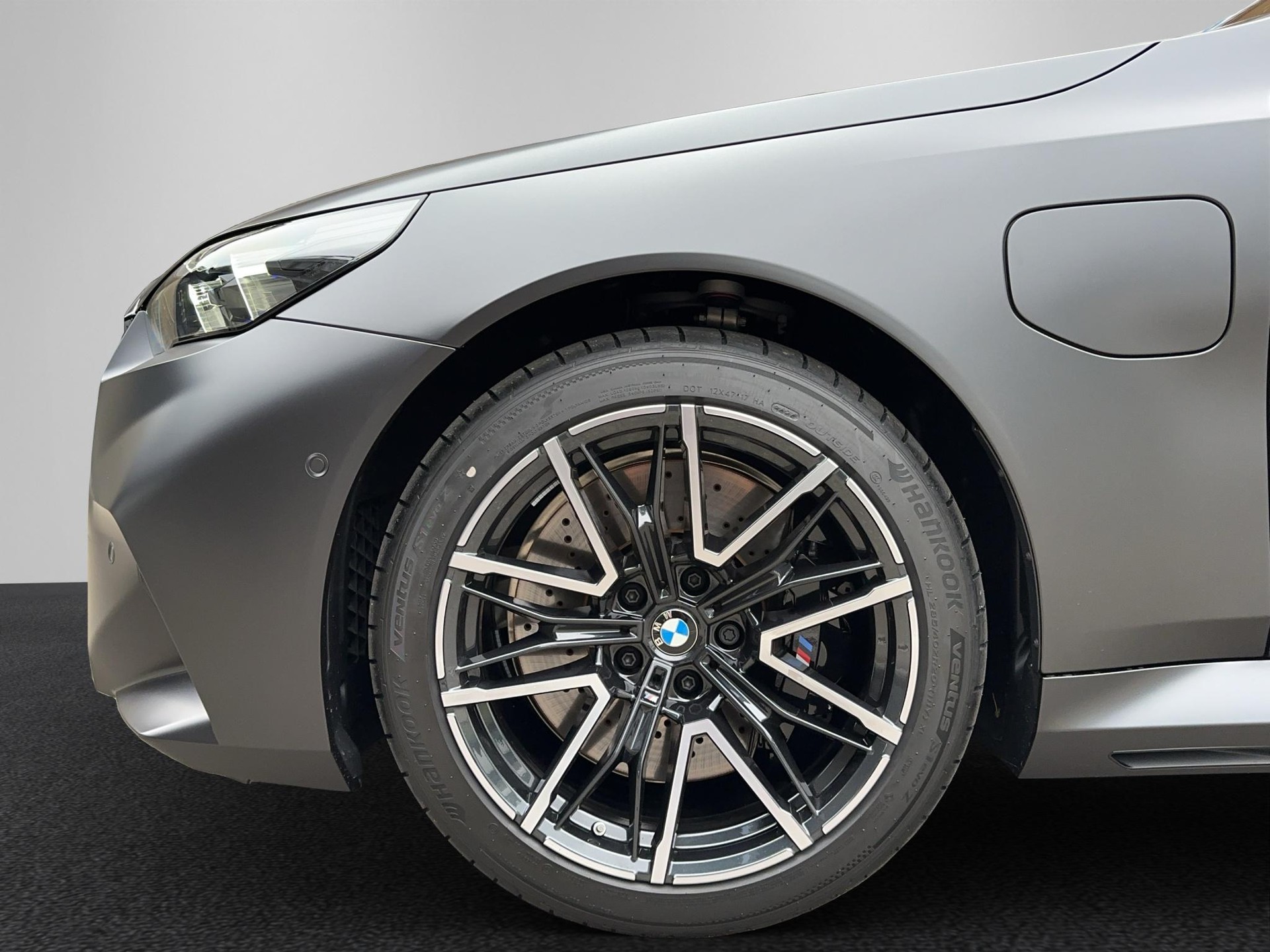 BMW M5 xDrive-image-9