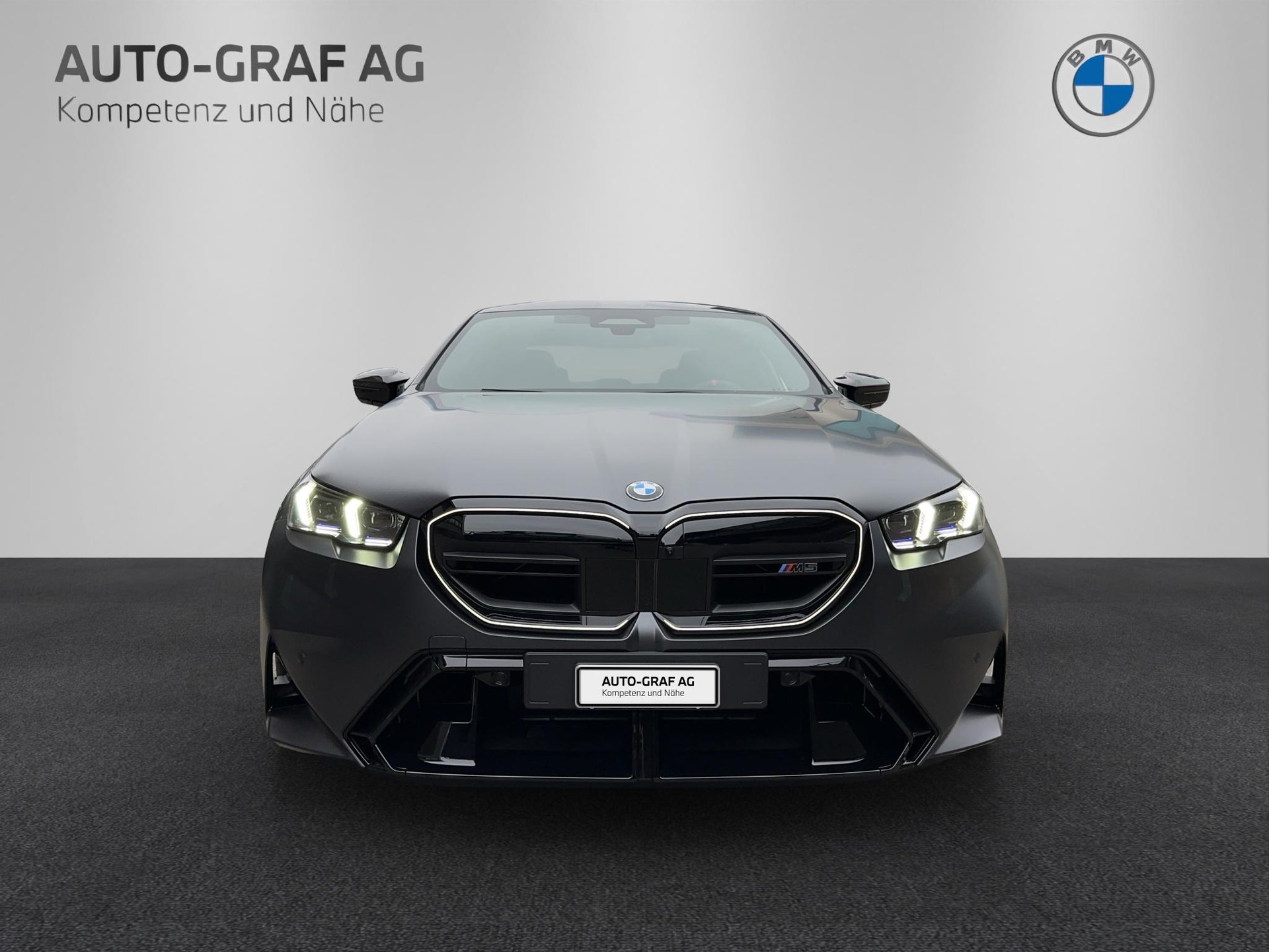 BMW M5 xDrive-image-7