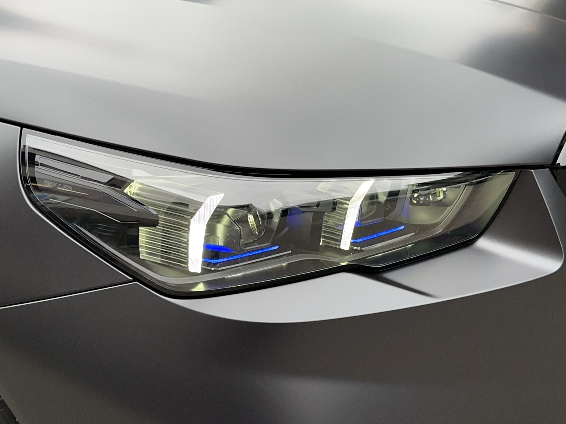 BMW M5 xDrive-image-8