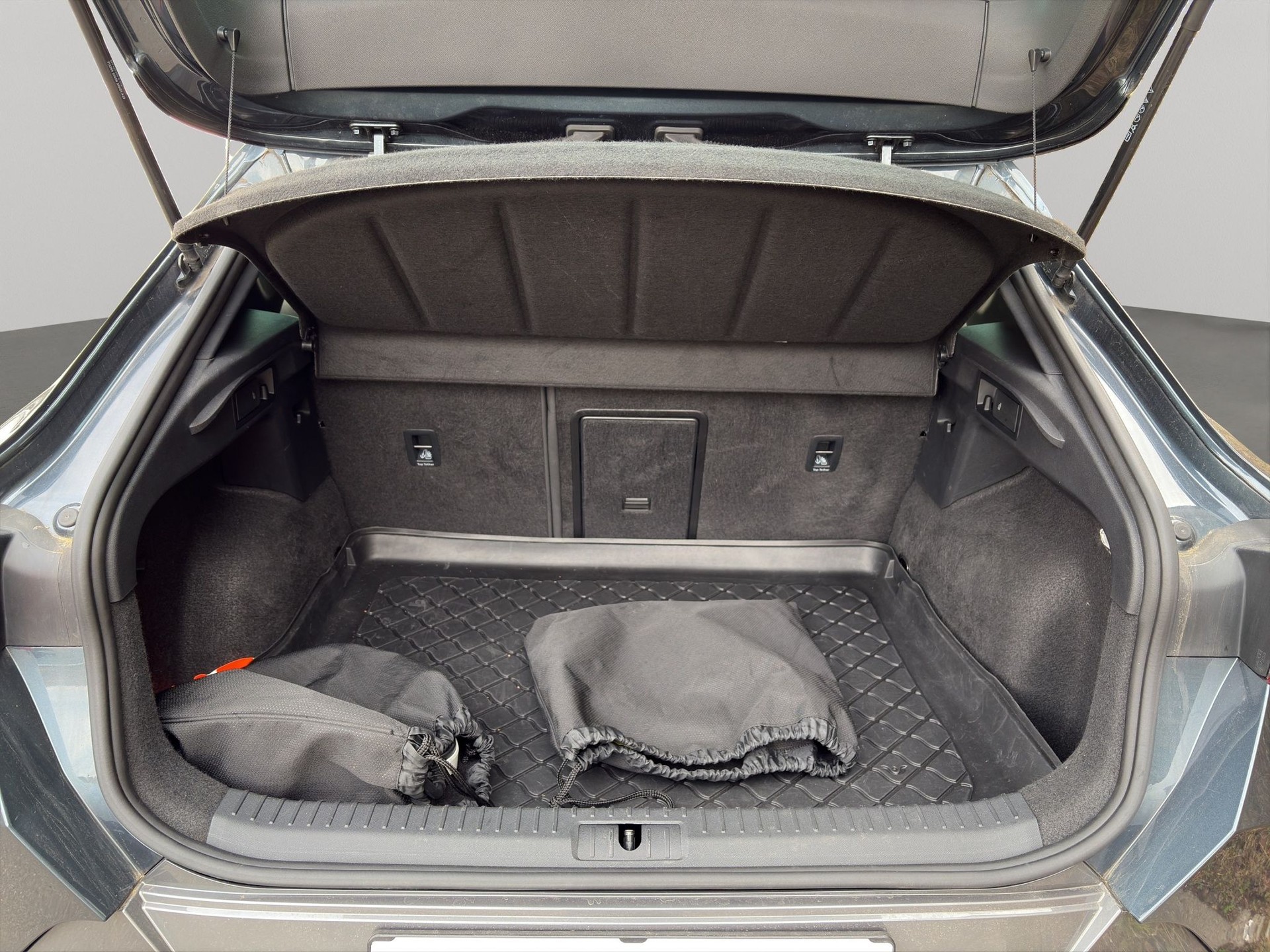 CUPRA Formentor 1.4 e-HYBRID pHEV Allalin DSG-image-10