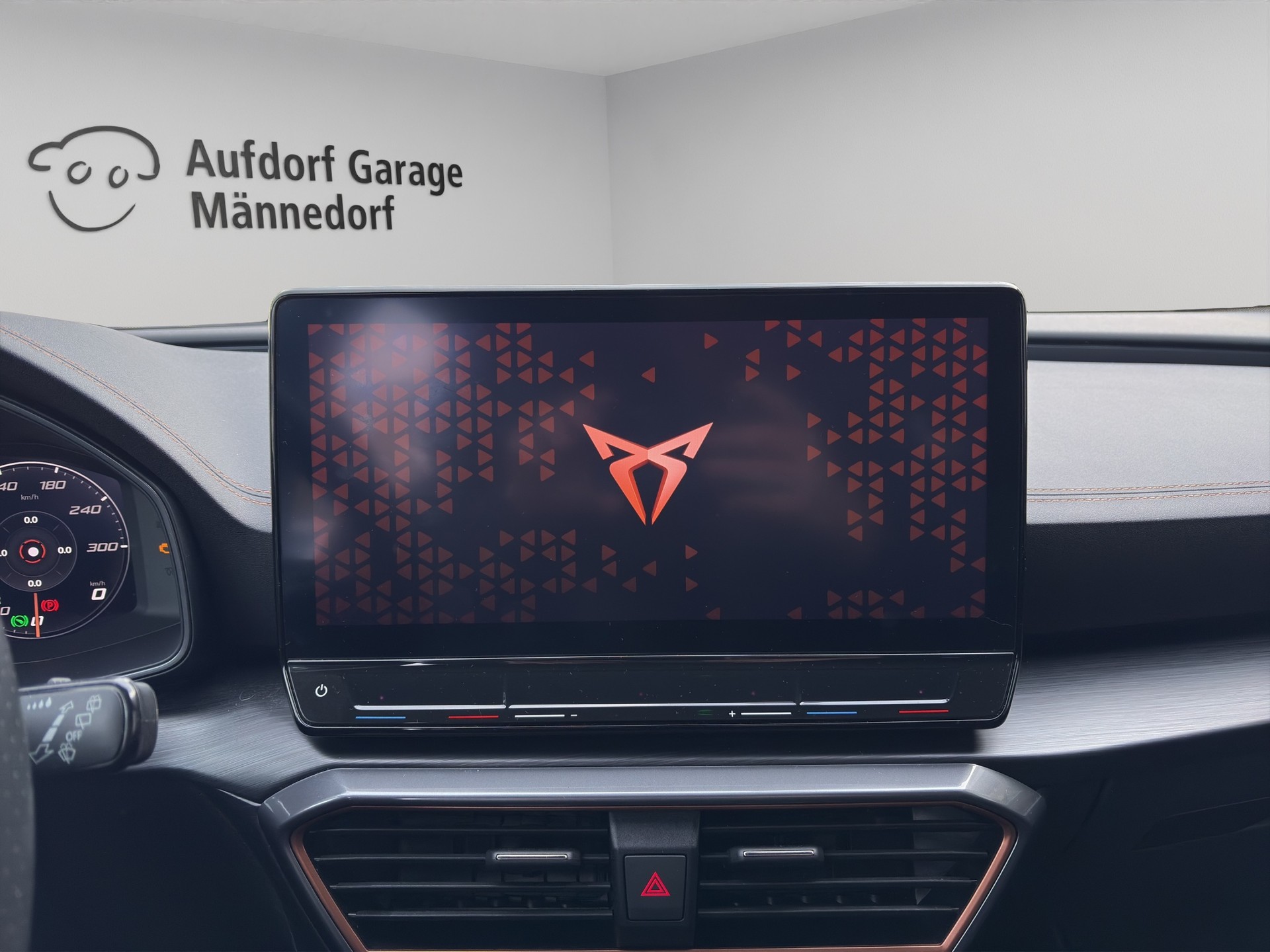 CUPRA Formentor 1.4 e-HYBRID pHEV Allalin DSG-image-8