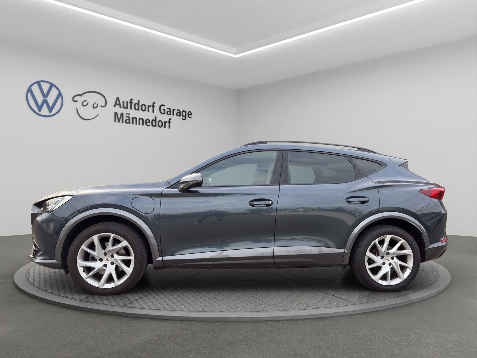 CUPRA Formentor 1.4 e-HYBRID pHEV Allalin DSG-image-2