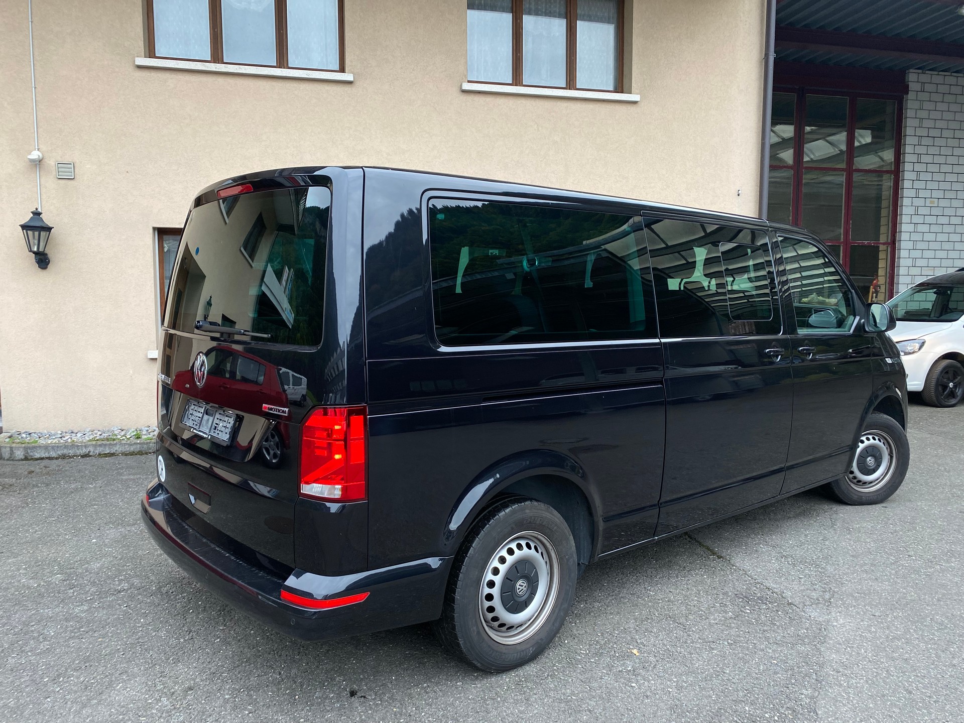 VW T6.1 Caravelle 2.0 TDI Comfortline 4Motion DSG LWB-image-12