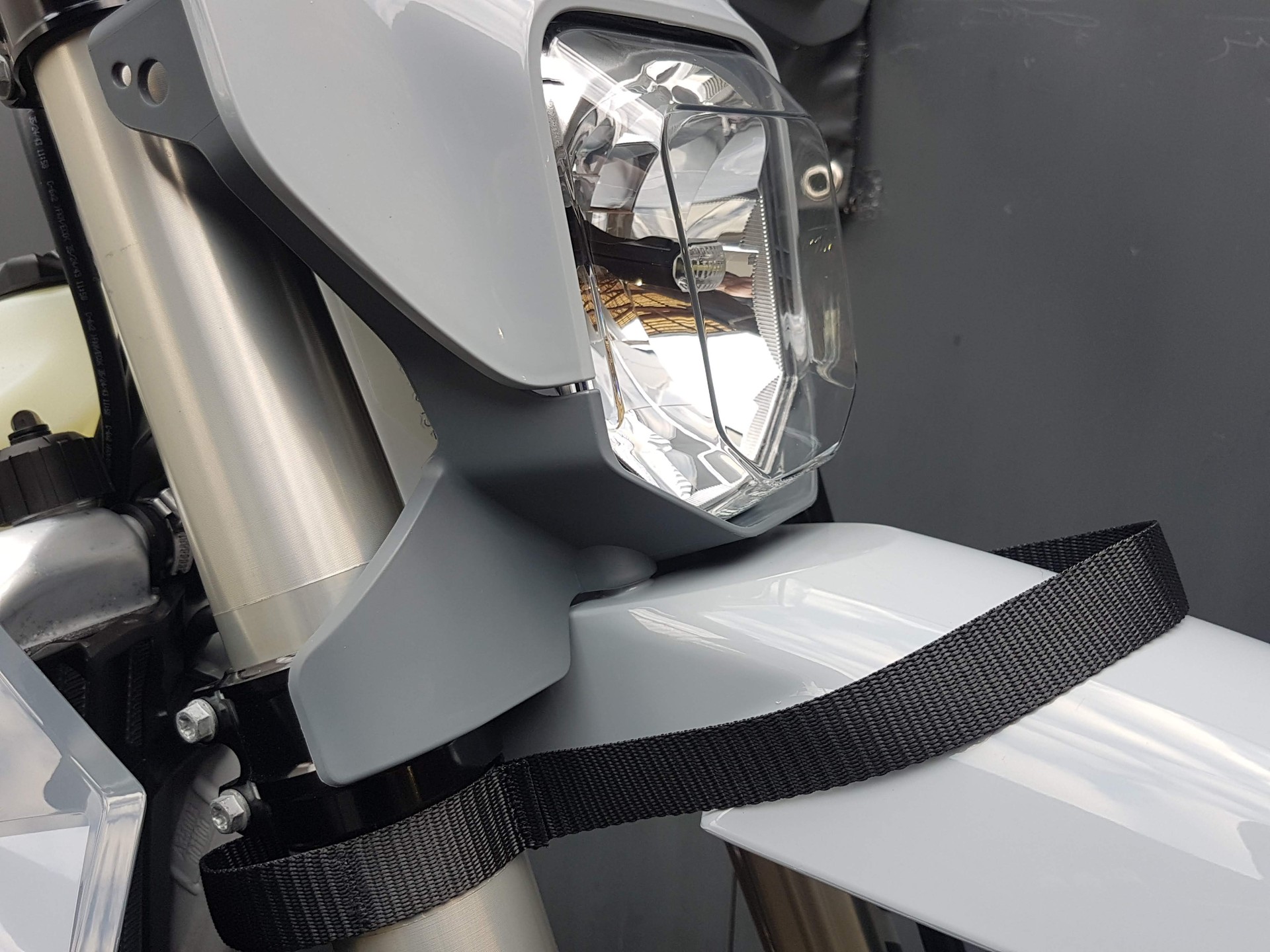 HUSQVARNA 300 i TE 2T-showroom-element-2