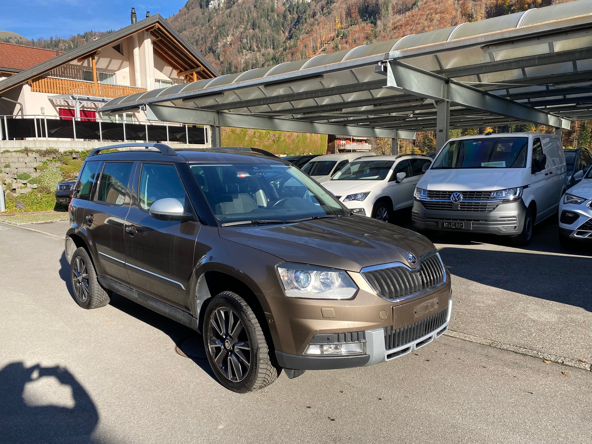 SKODA Yeti 2.0 TDI Outdoor Adventure 4x4 DSG-image-9