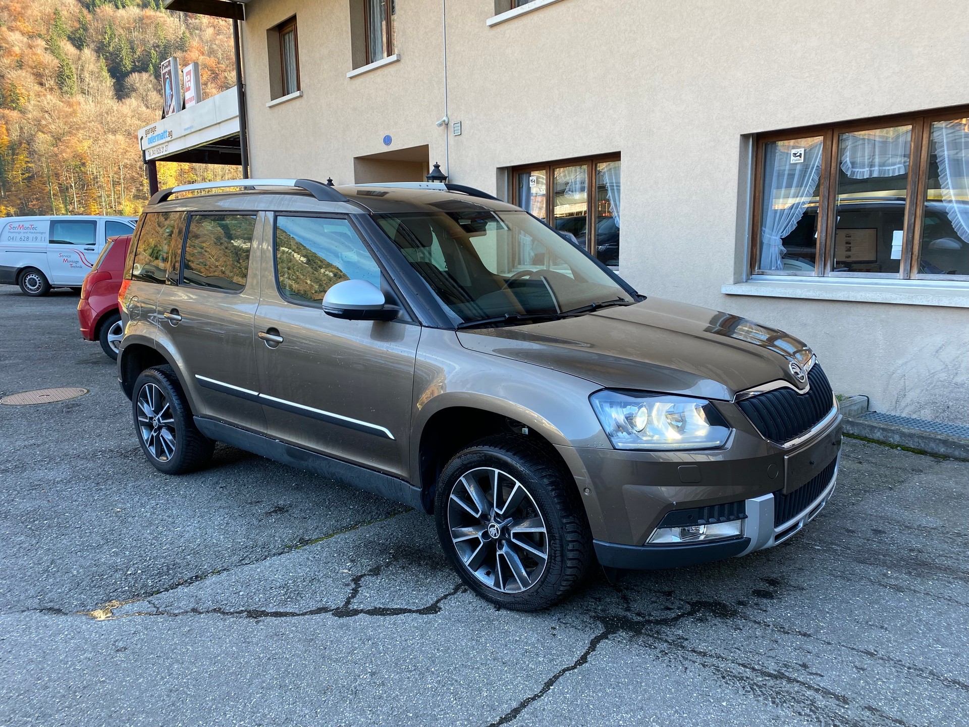 SKODA Yeti 2.0 TDI Outdoor Adventure 4x4 DSG-image-8
