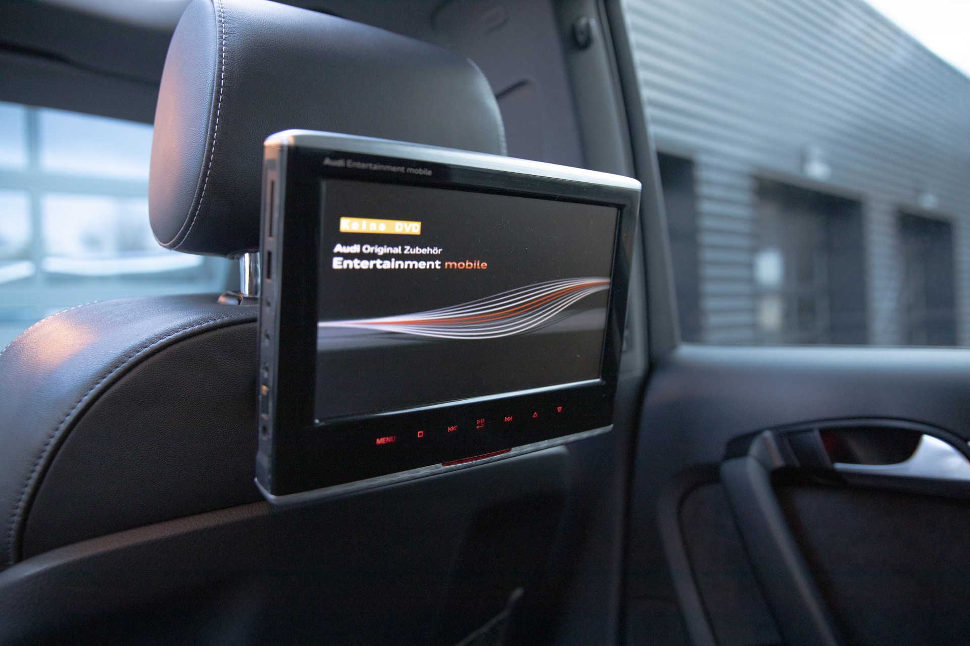 AUDI Q7 4.2 TDI quattro tiptronic-image-11