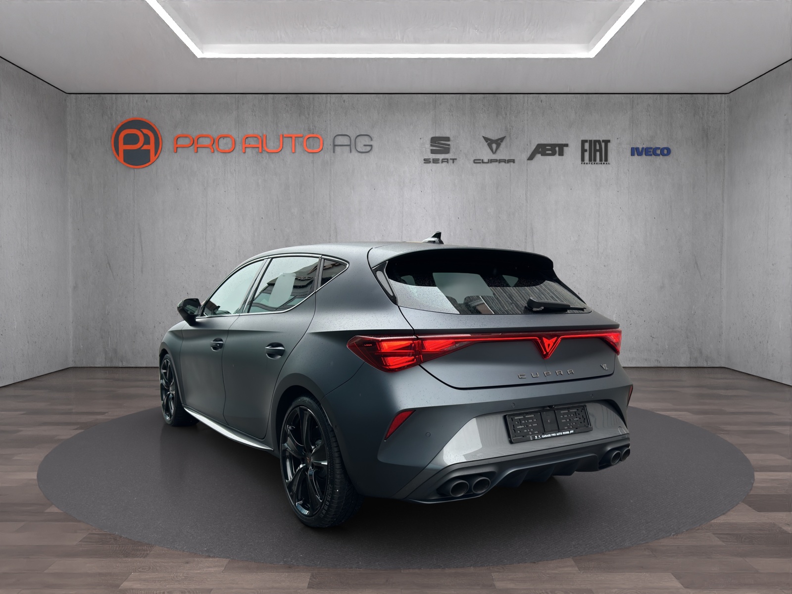CUPRA LEON 2.0 TSI VZ DSG-image-2