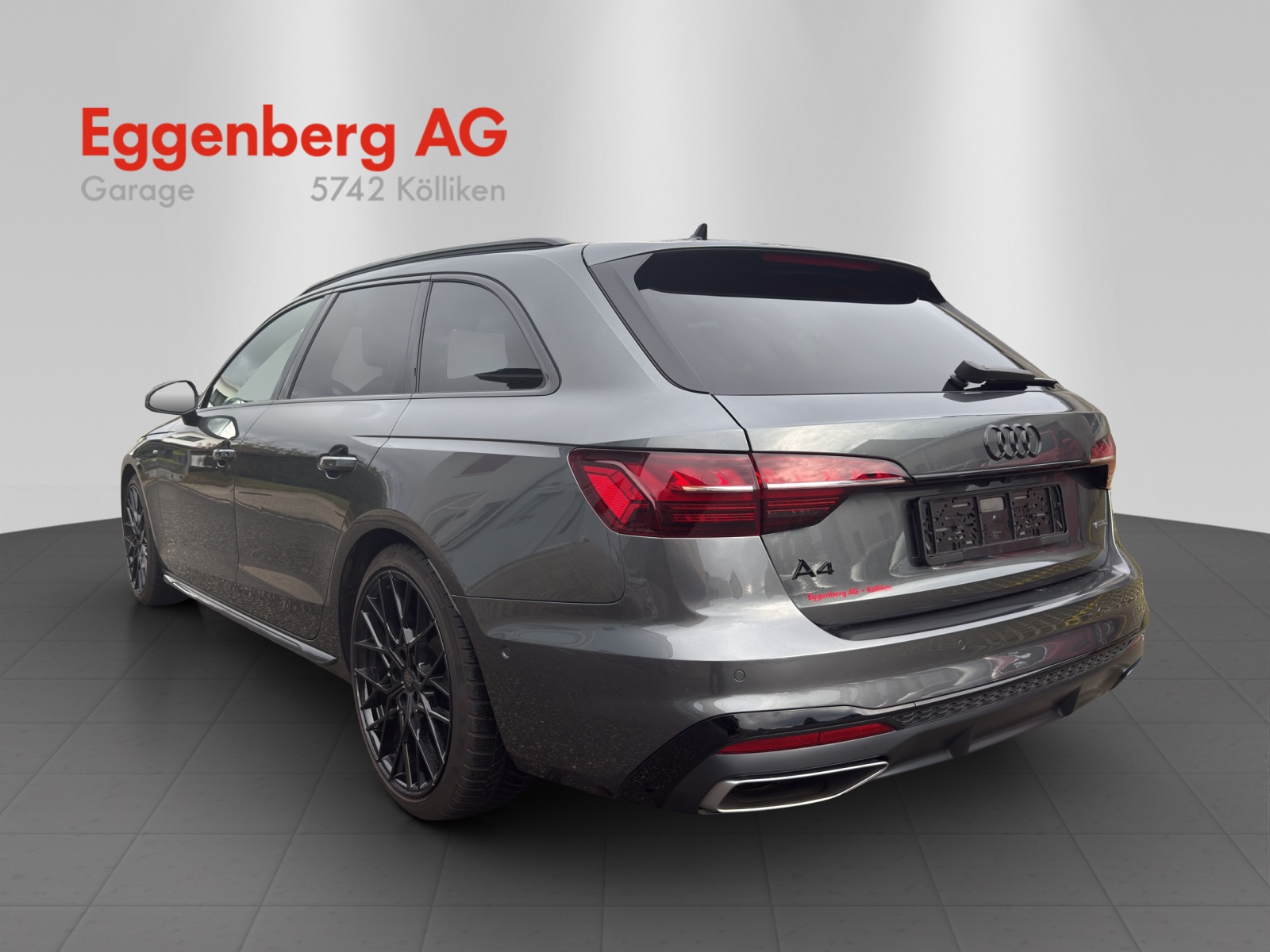 AUDI A4 Avant 40 TDI S line Attraction quattro S-tronic, 8-fach bereift-showroom-element-2