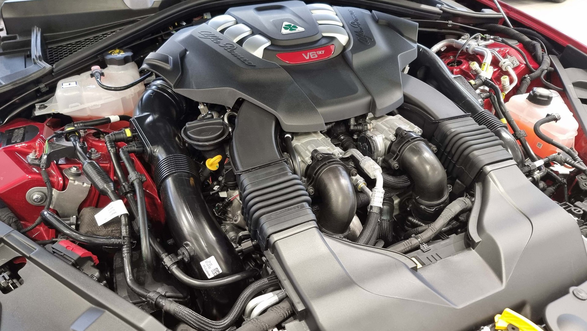 ALFA ROMEO Giulia 2.9 V6 Biturbo Quadrifoglio Competizione-image-13