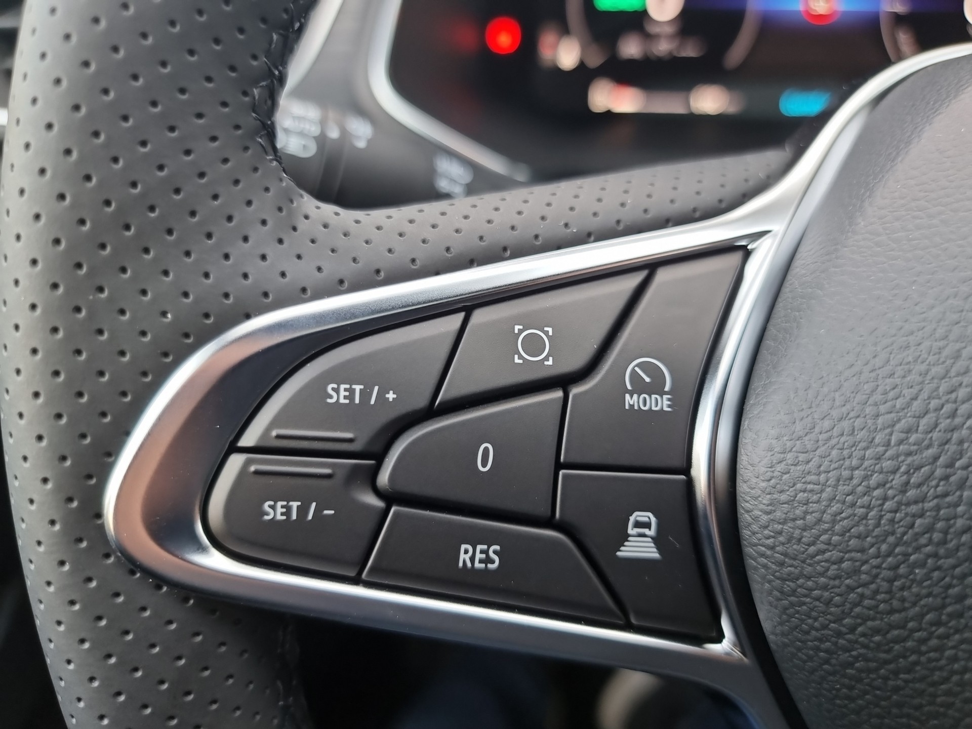MITSUBISHI ASX 1.6 HEV Instyle-image-9