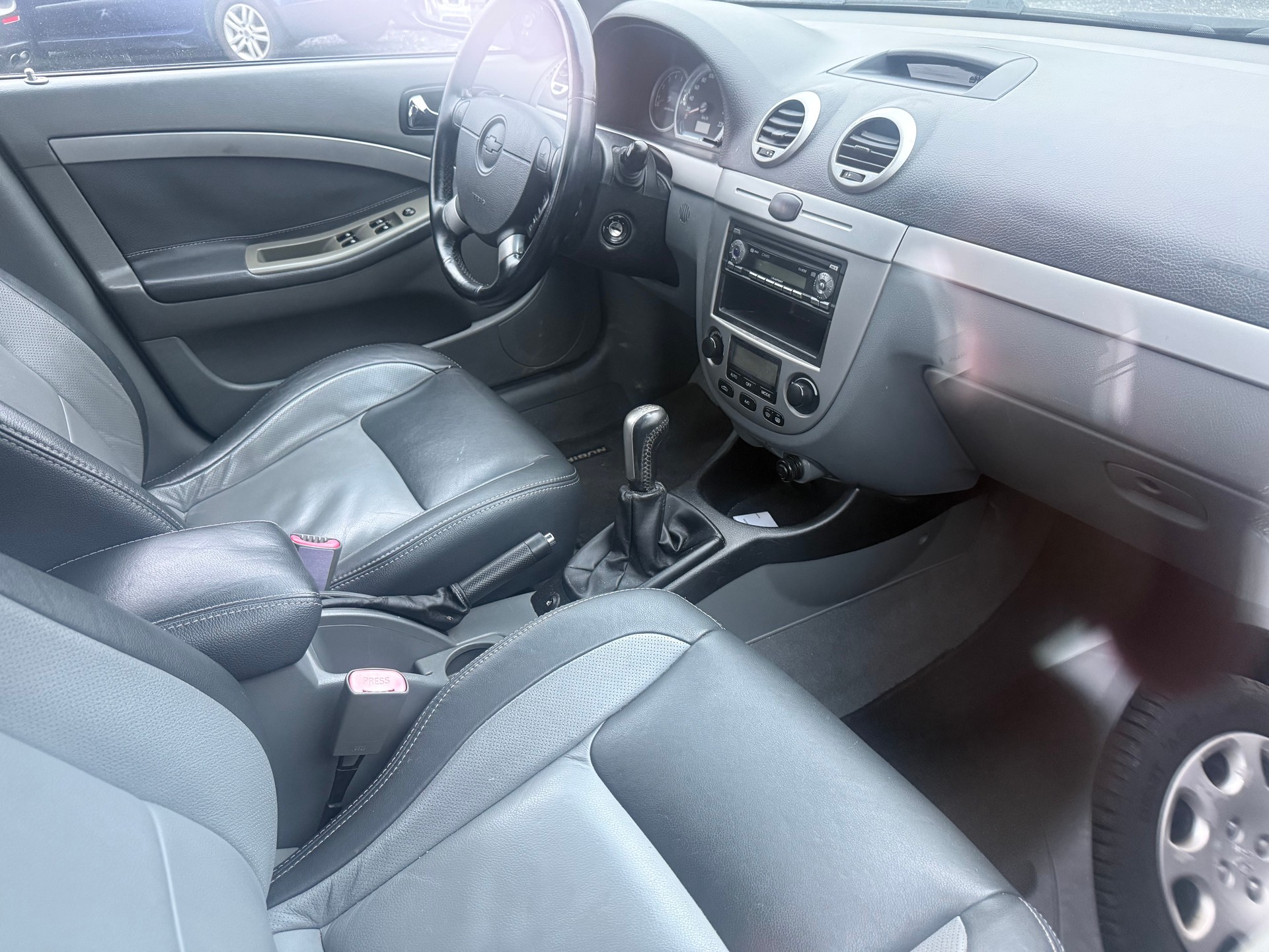 CHEVROLET Nubira 2.0 TCDi SE-image-5