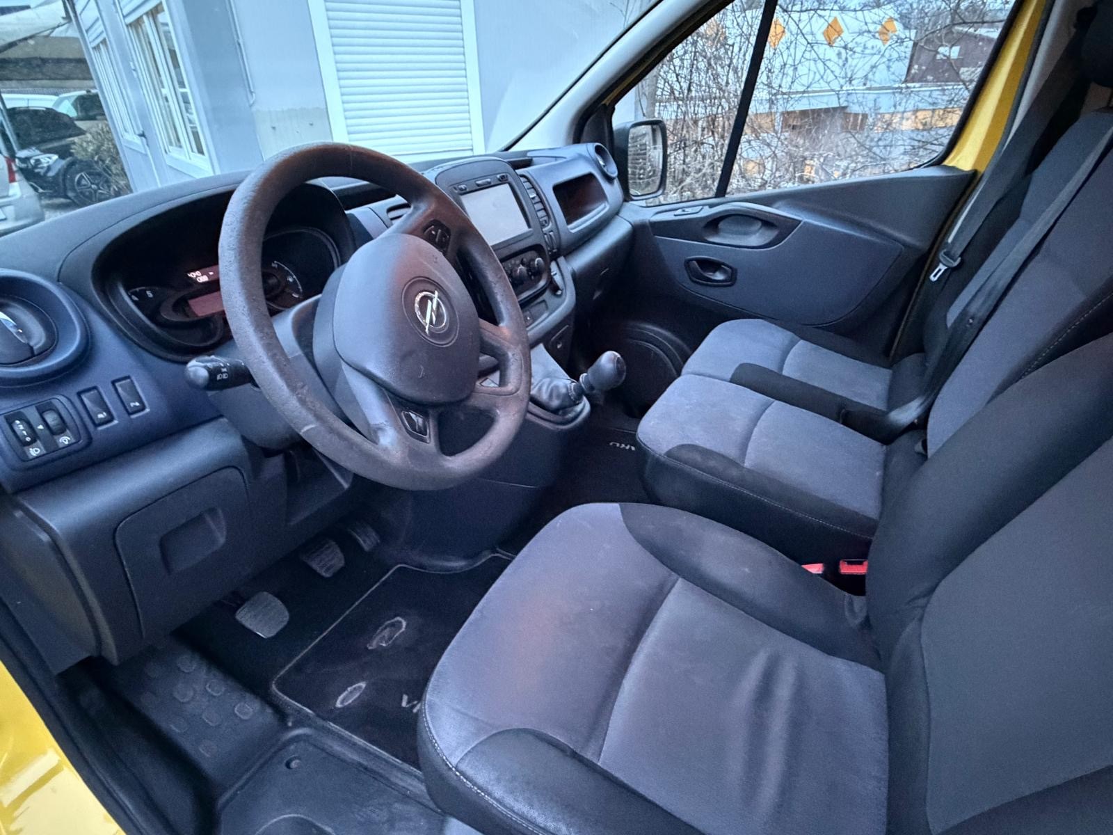 OPEL Vivaro 1.6 BiTurbo CDTI ecoFLEX 2.7t L1H1-image-9