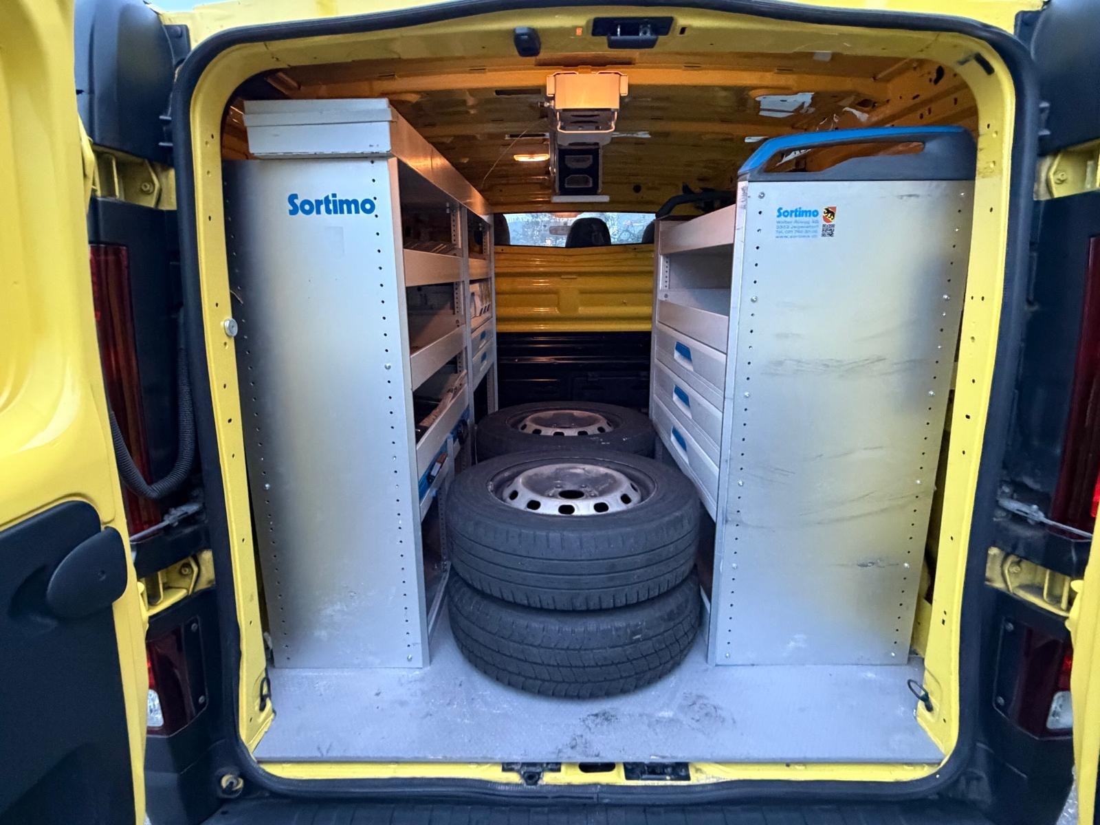 OPEL Vivaro 1.6 BiTurbo CDTI ecoFLEX 2.7t L1H1-image-11