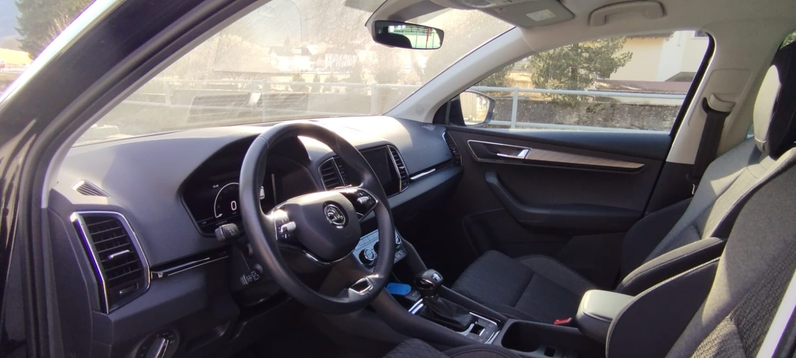 SKODA Karoq 2.0 TDI Style 4x4 DSG-image-11