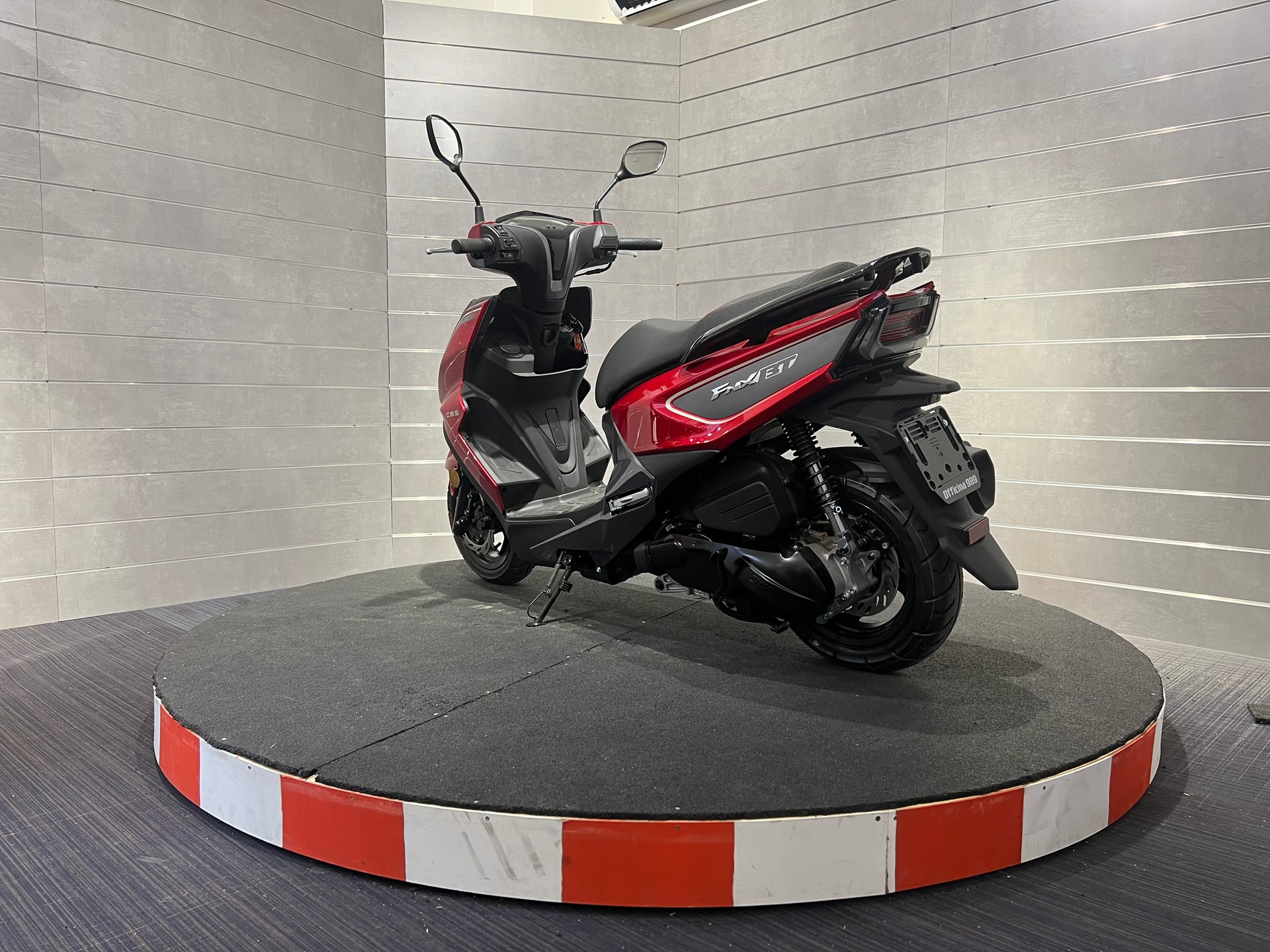 SYM FNX 125-showroom-element-3