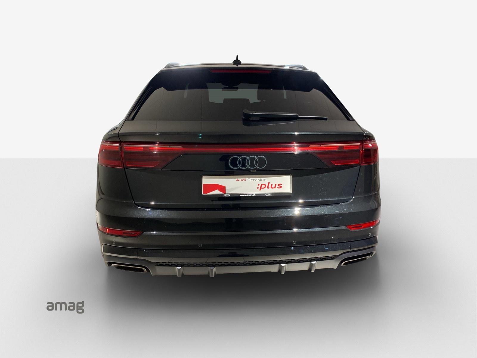 AUDI Q8 55 TFSI e quattro PHEV tiptronic-image-4