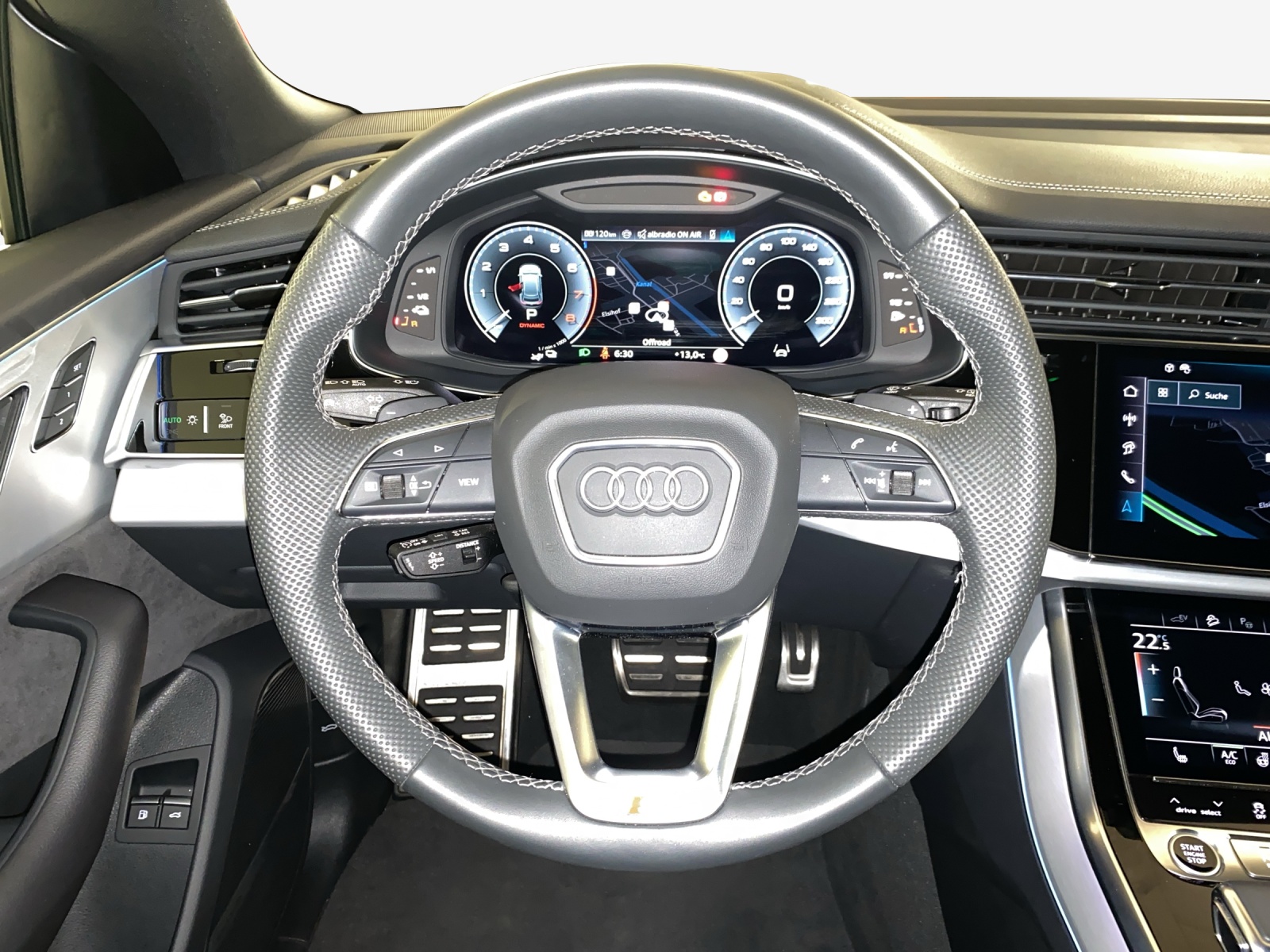 AUDI Q8 55 TFSI e quattro PHEV tiptronic-image-10