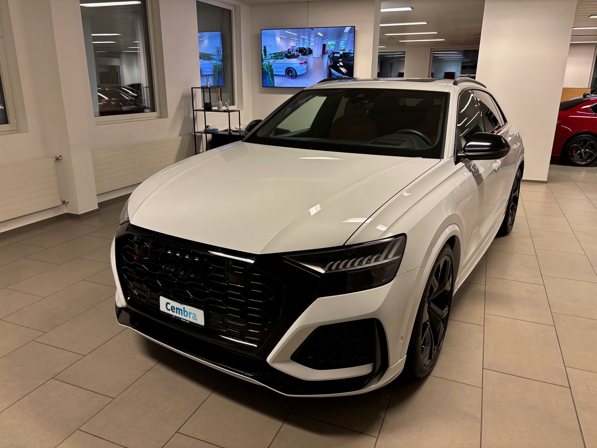 AUDI RSQ8 quattro tiptronic-image-4