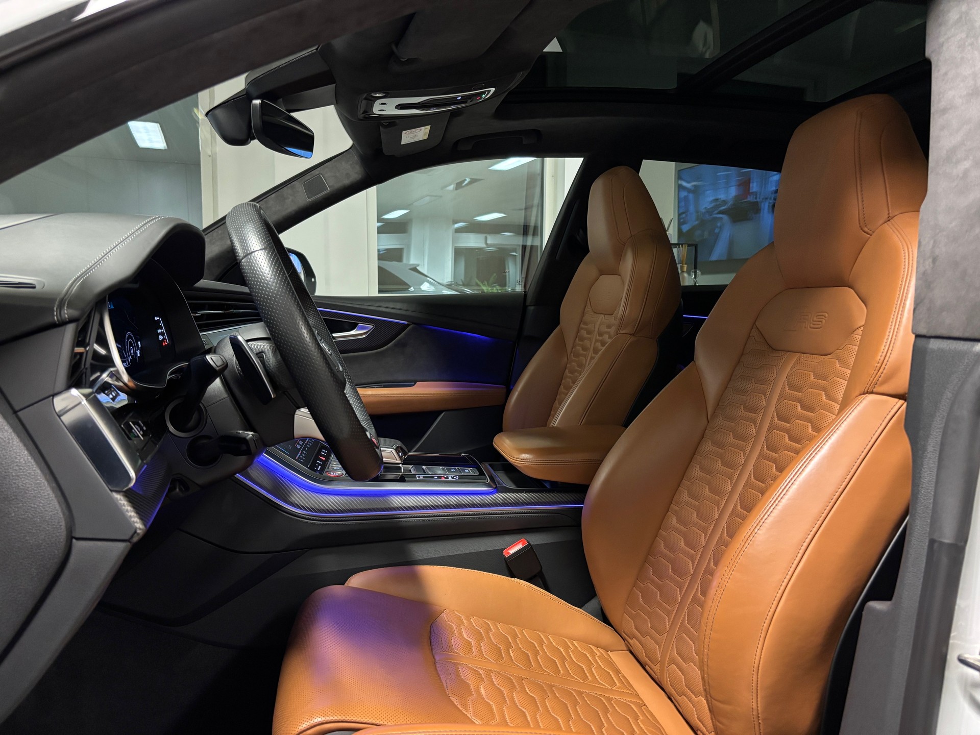 AUDI RSQ8 quattro tiptronic-image-7