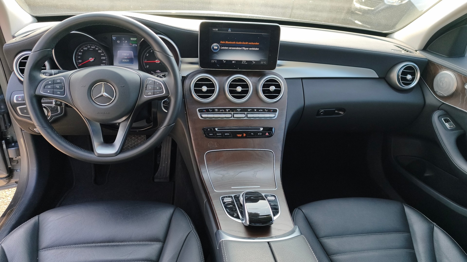 MERCEDES-BENZ C 350 e Avantgarde 7G-Tronic HYBRID-image-27