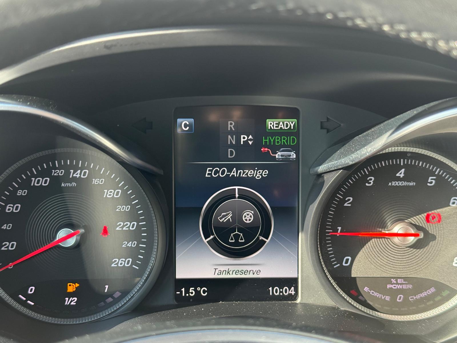 MERCEDES-BENZ C 350 e Avantgarde 7G-Tronic HYBRID-image-23