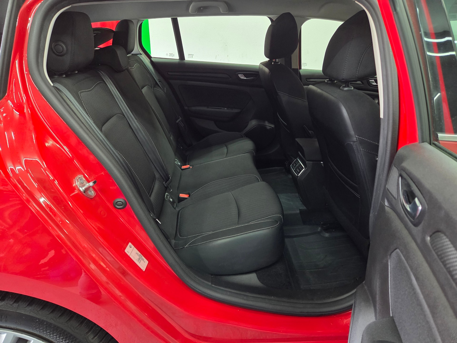 RENAULT Mégane Grandtour 1.5 dCi Business EDC-image-13
