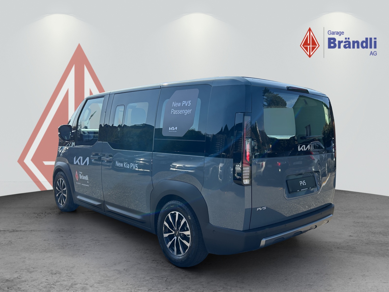 KIA PV5 Passenger 71.2 kWh Elite-image-2