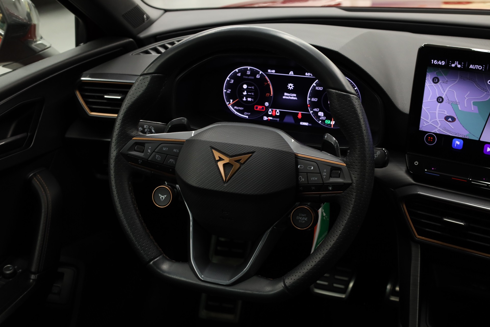 CUPRA Leon ST 2.0 TSI 370 VZ Cup 4Drive DSG-image-12