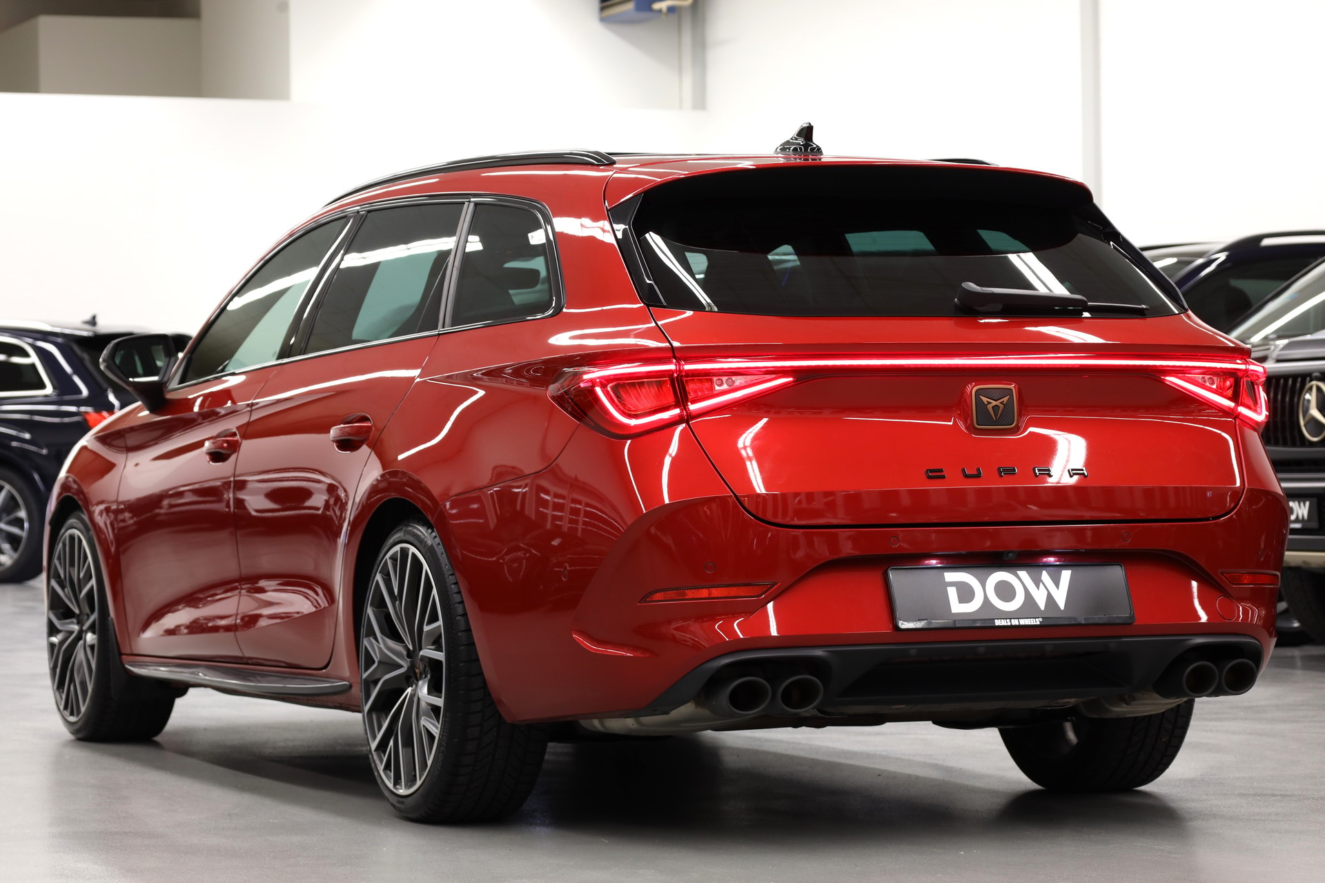 CUPRA Leon ST 2.0 TSI 370 VZ Cup 4Drive DSG-image-7