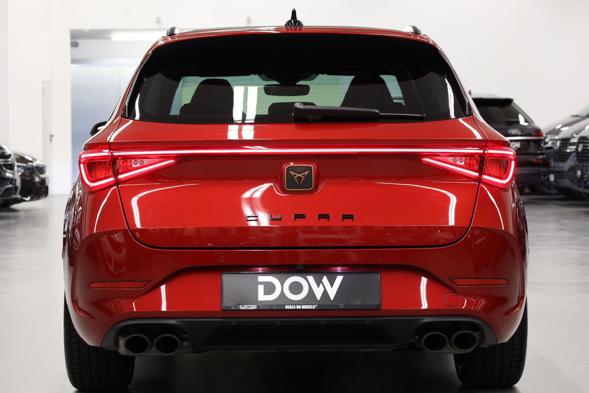 CUPRA Leon ST 2.0 TSI 370 VZ Cup 4Drive DSG-image-5