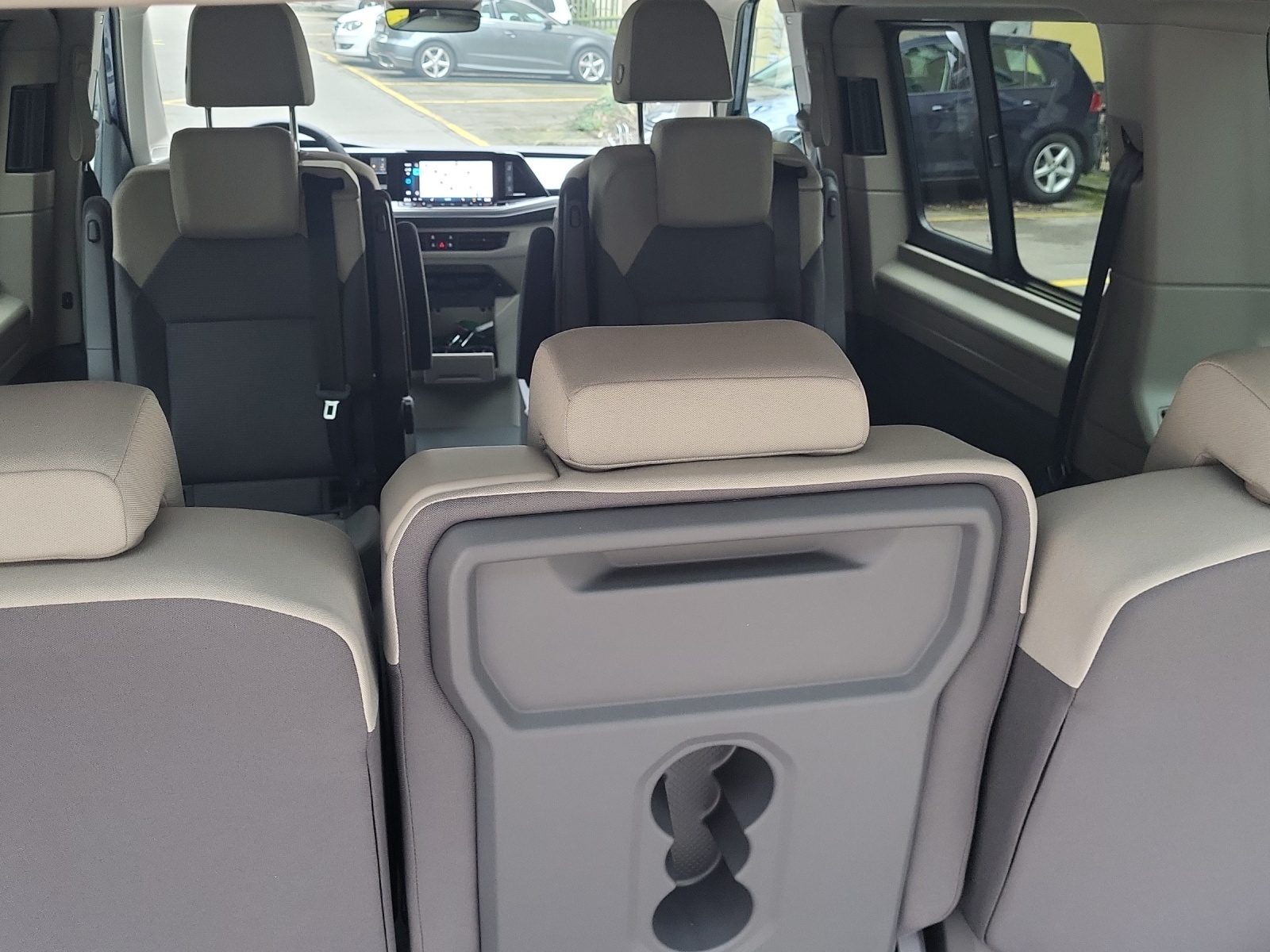 VW Multivan Liberty 1.5eHybrid 4Motion-image-20