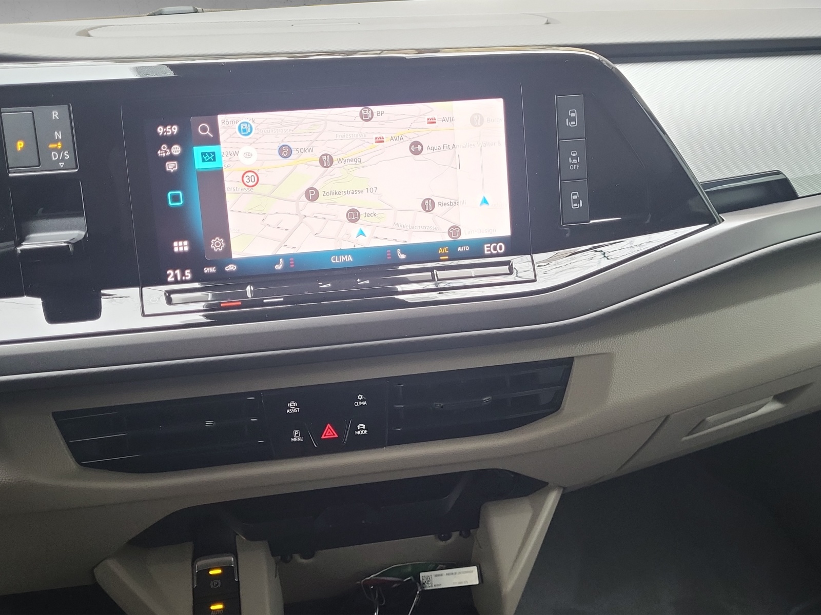 VW Multivan Liberty 1.5eHybrid 4Motion-image-14
