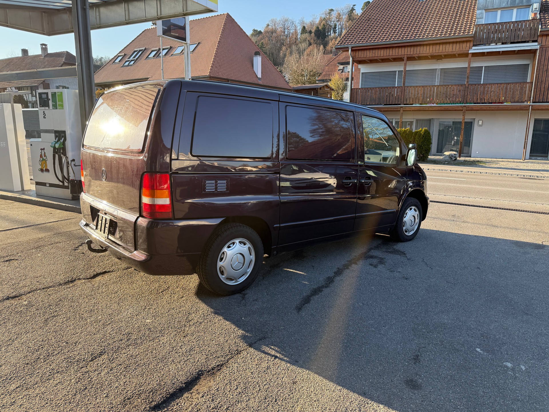 MERCEDES-BENZ Vito 113 2.0i-16-image-2